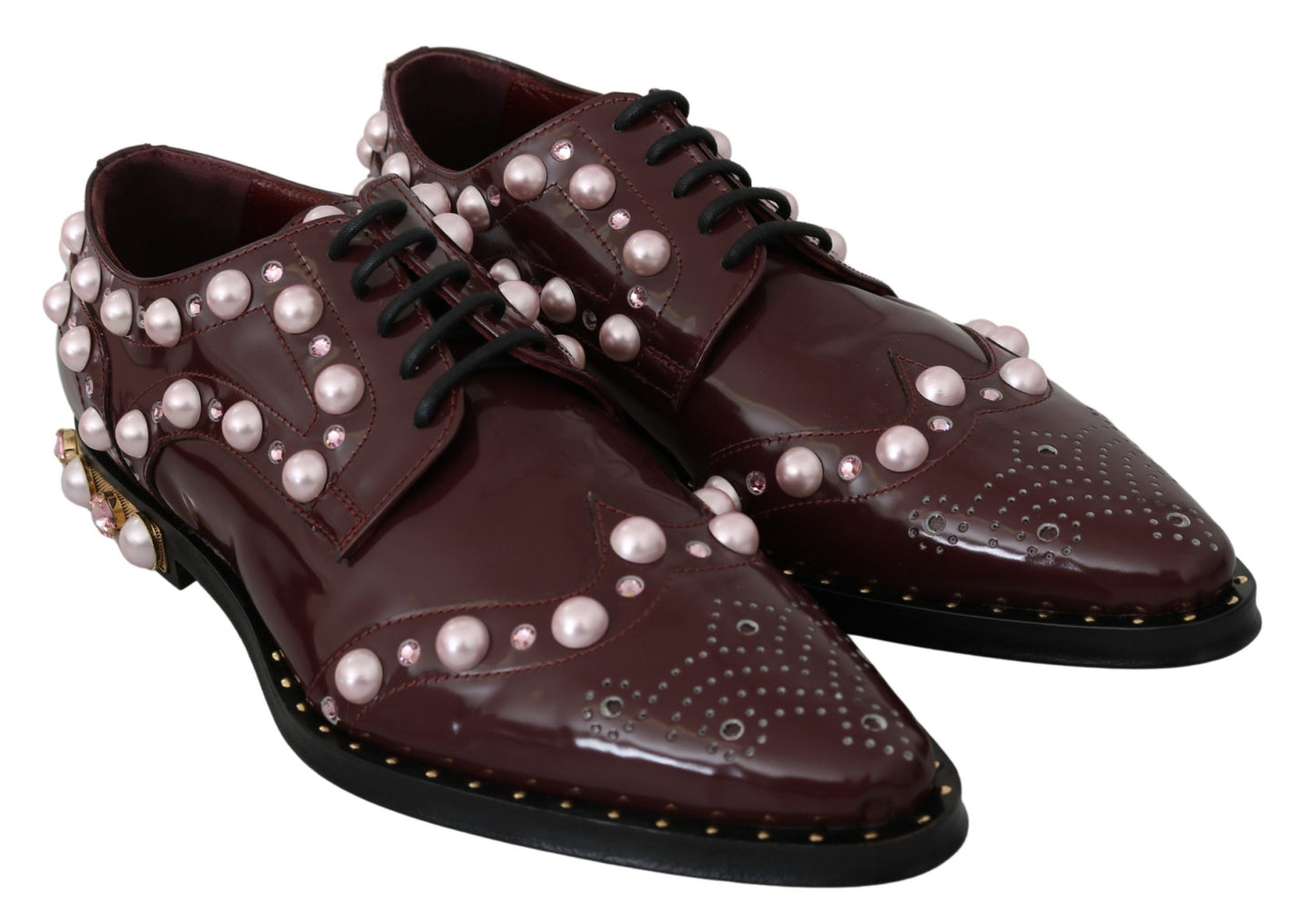 Elegante bordeauxrote Schnürschuhe mit Perlen und Kristallen