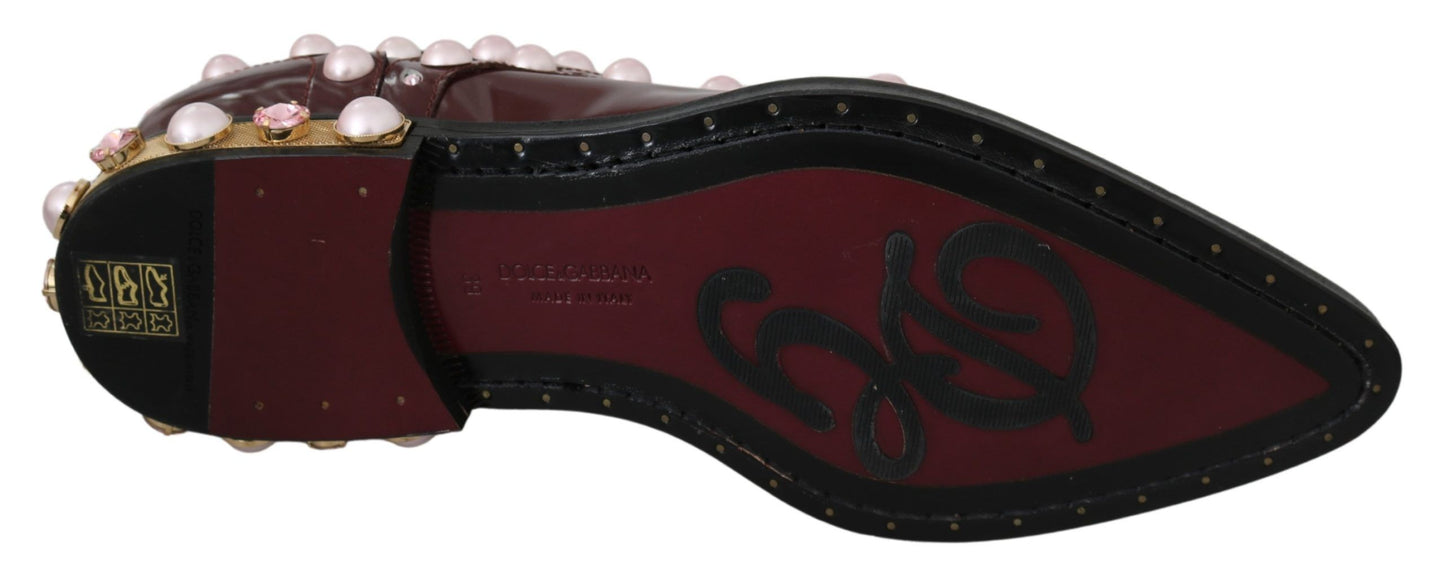 Elegante bordeauxrote Schnürschuhe mit Perlen und Kristallen