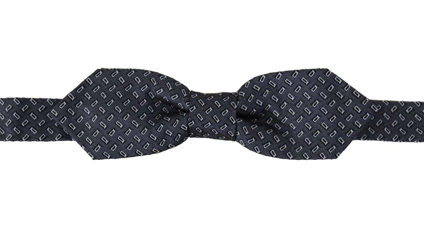 Elegante papillon in seta a pois