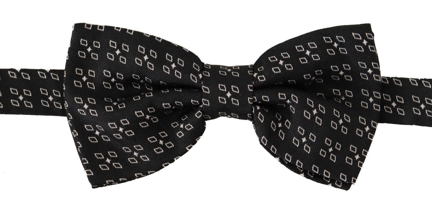 Elegante papillon in seta a pois
