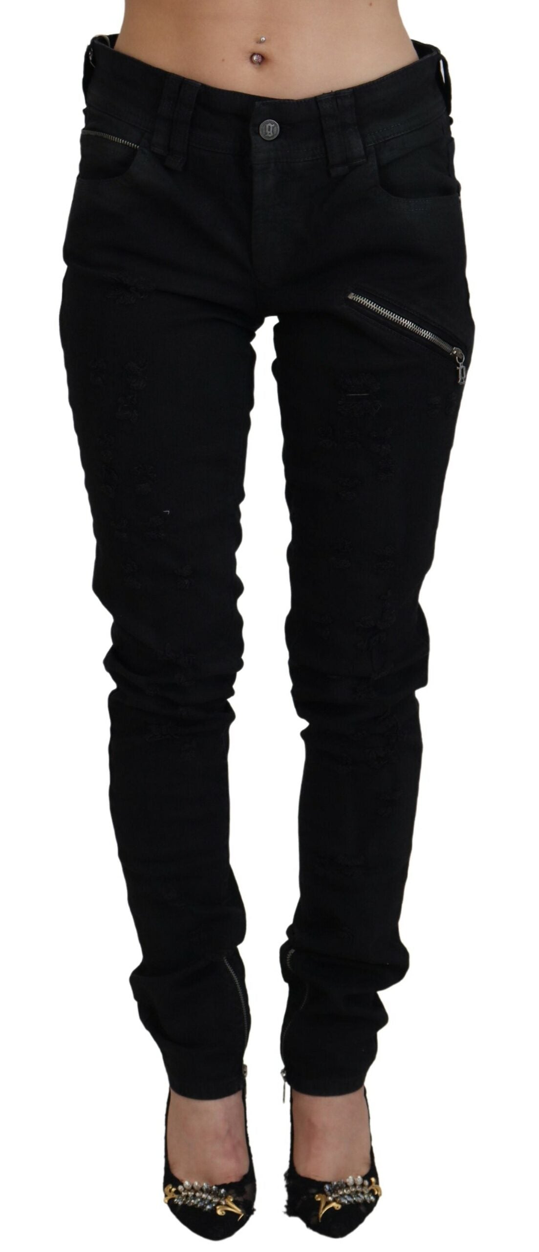 Schicke schwarze Schlagjeans mit mittlerer Taille