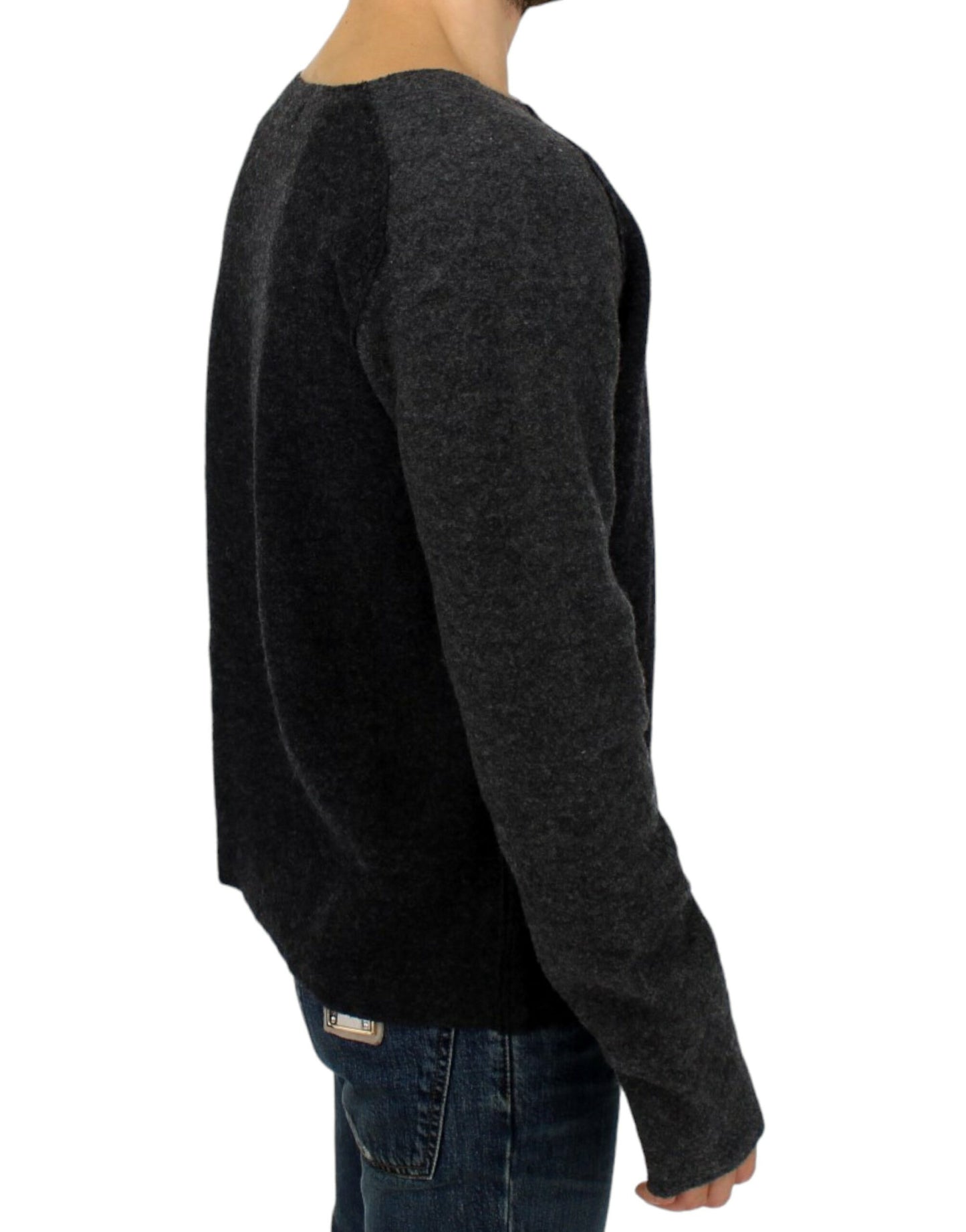 Schicker grauer Wollpullover mit Rundhalsausschnitt