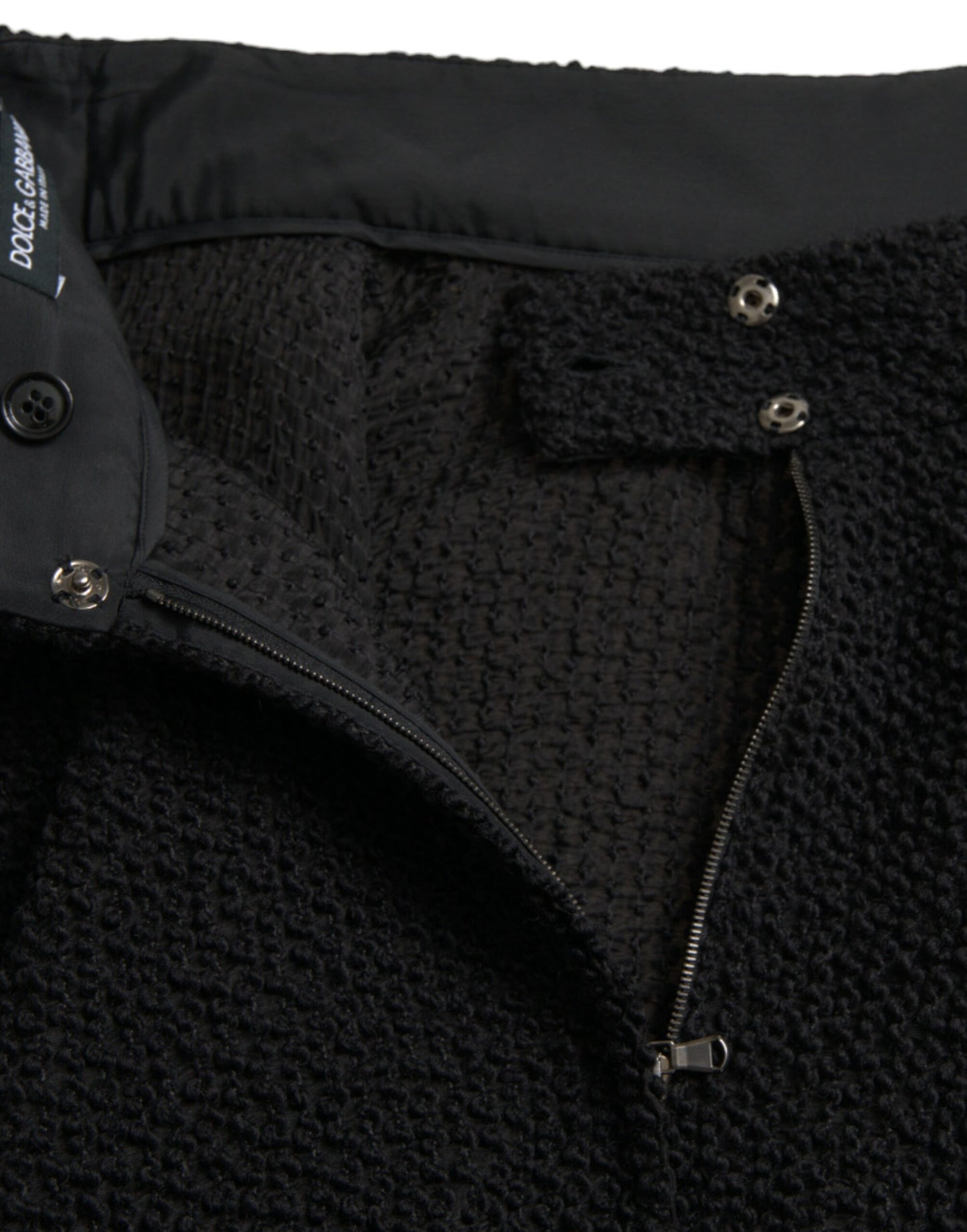 Schwarzer, knielanger A-Linien-Rock mit hoher Taille