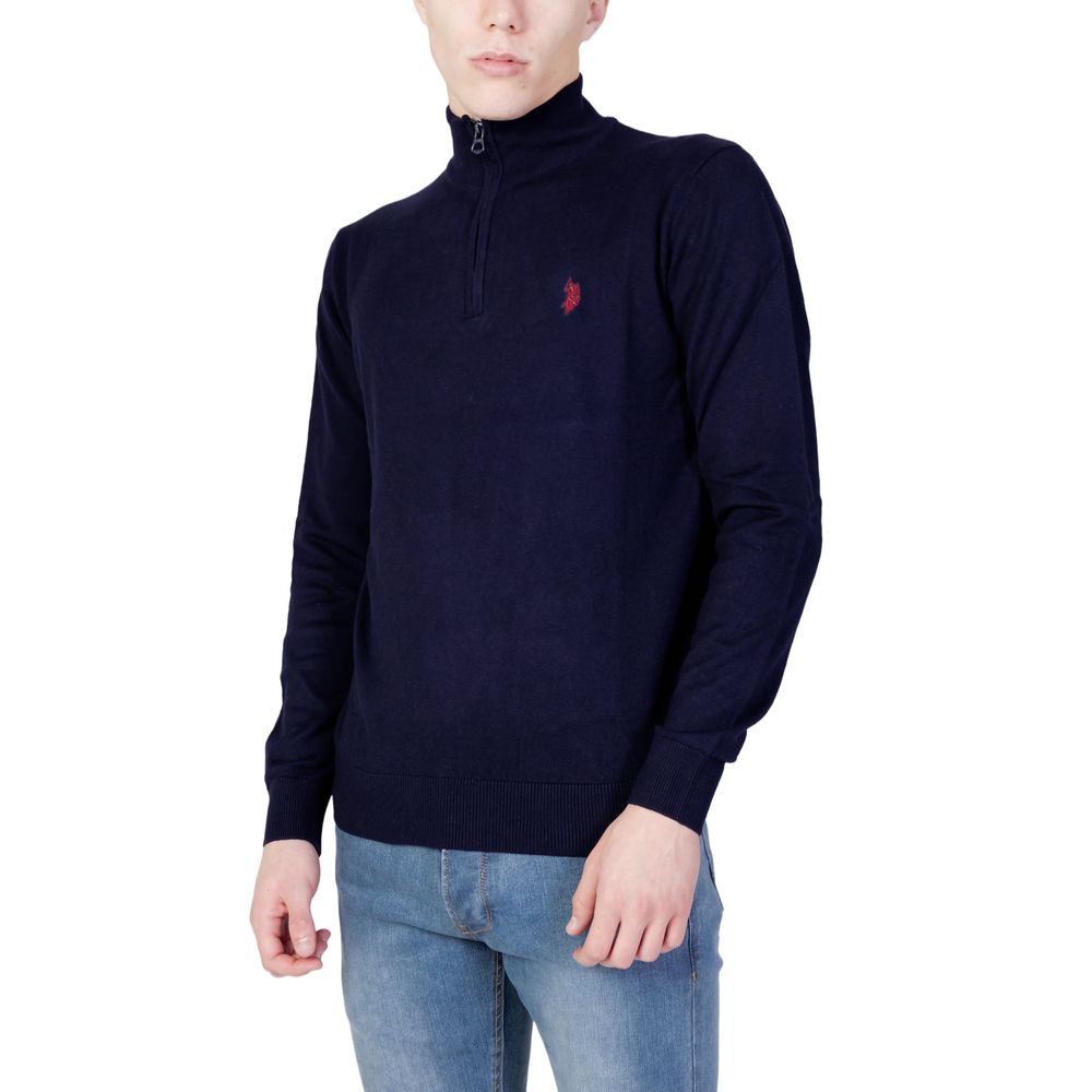 Blauer Baumwollpullover