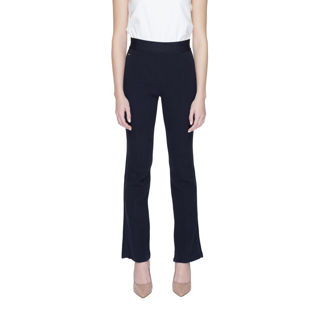 Blaue Jeans und Hose aus Baumwolle