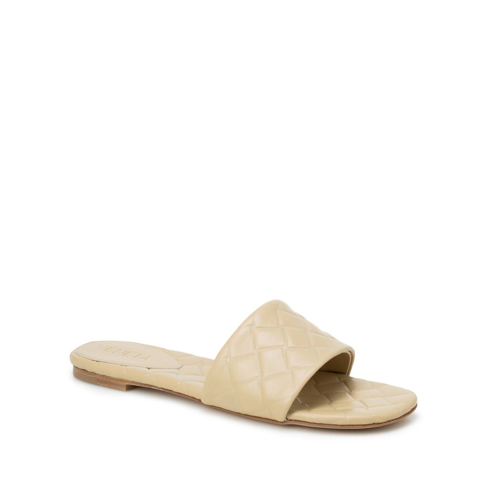 Bottega Veneta Beige Lamb Leather Flat Sandals