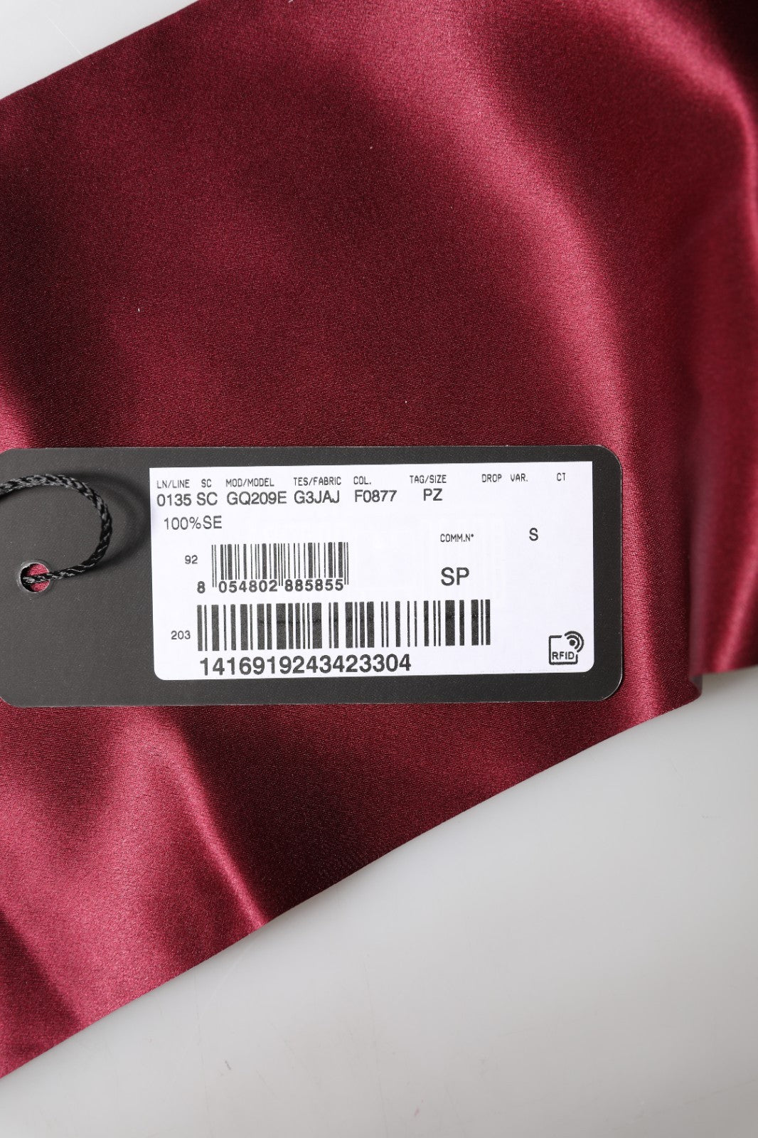 Dolce & Gabbana Red Satin Silk Fringes Men Foulard 137.5cm x14.5cm Scarf