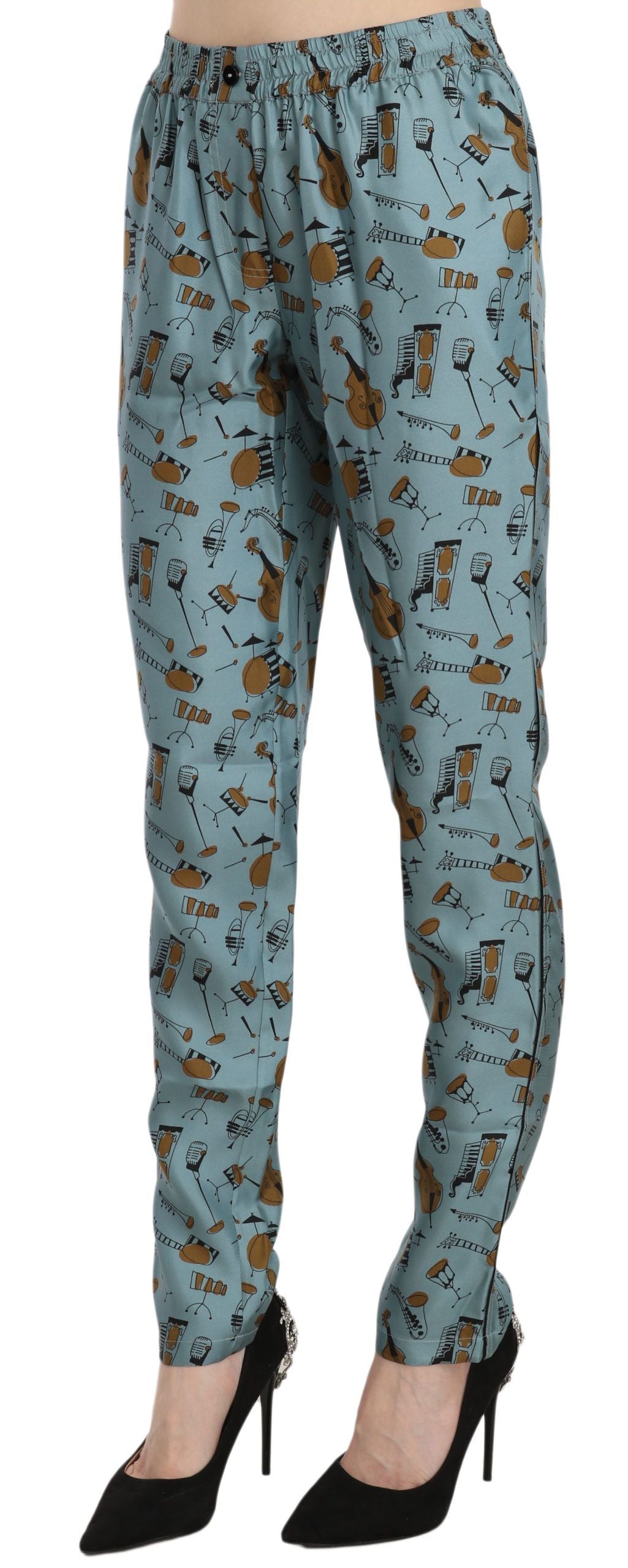 Hoch taillierte, schmal zulaufende Seidenhose mit blauem Print