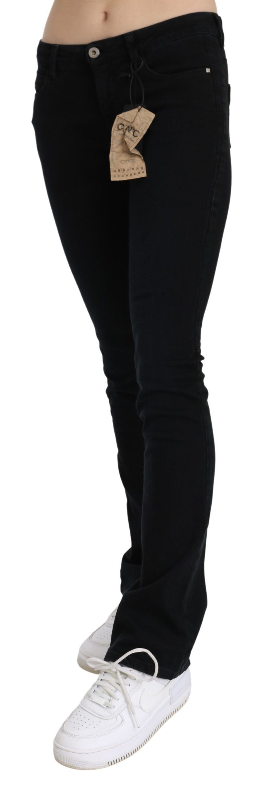 Schicker schwarzer Slim Fit Low Waist Denim