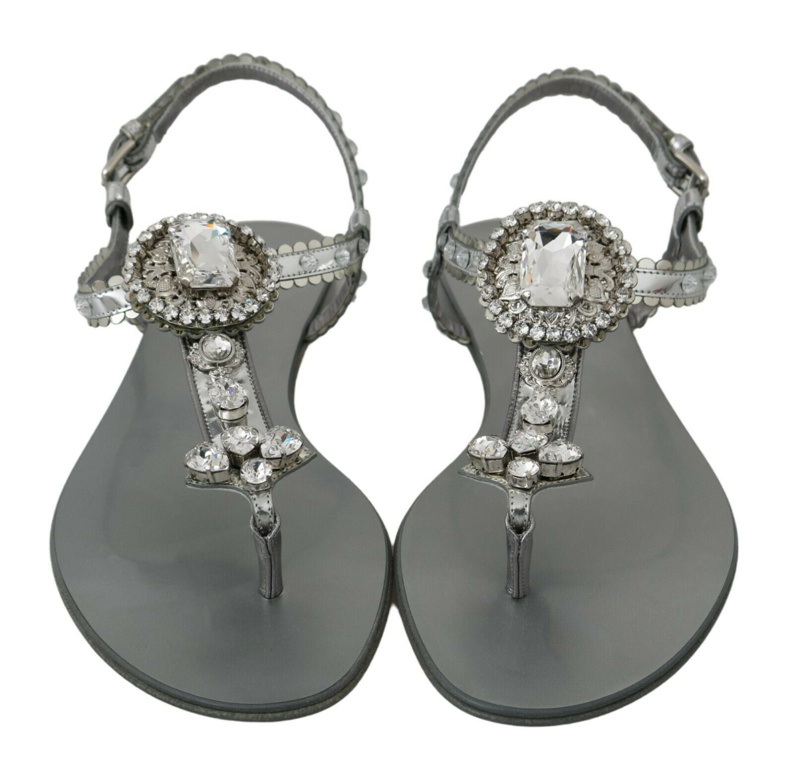 Elegante silberne Ballerinas mit Kristallverzierungen