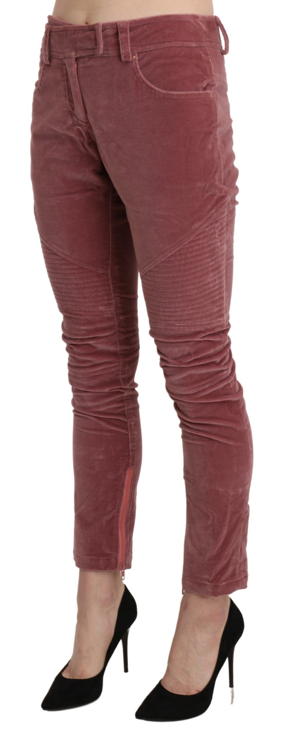 Schicke rote Skinny-Hose mit mittlerer Taille
