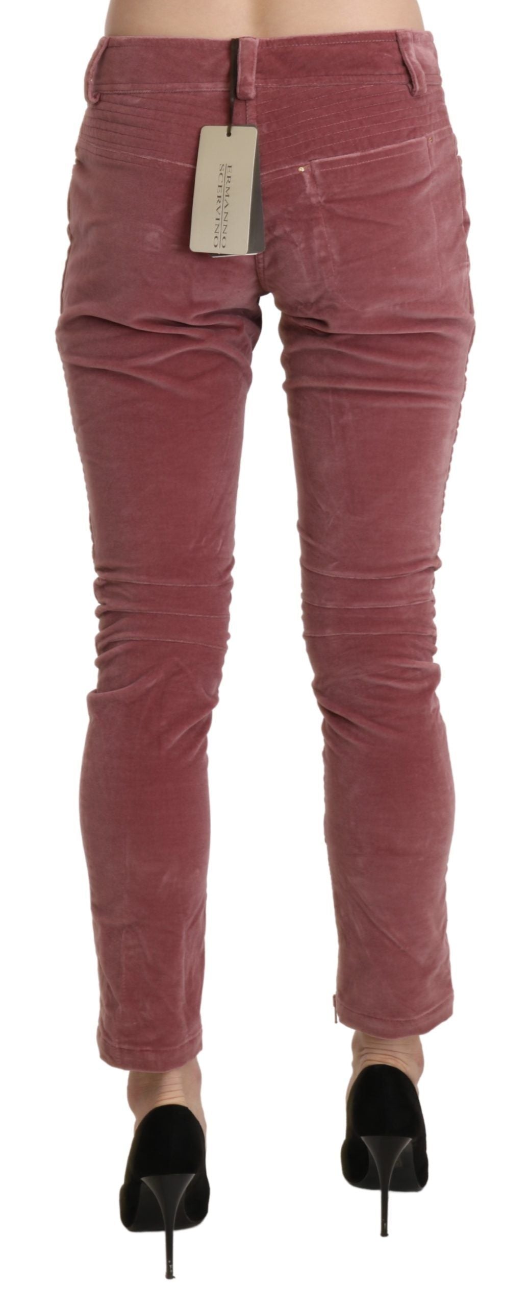 Schicke rote Skinny-Hose mit mittlerer Taille