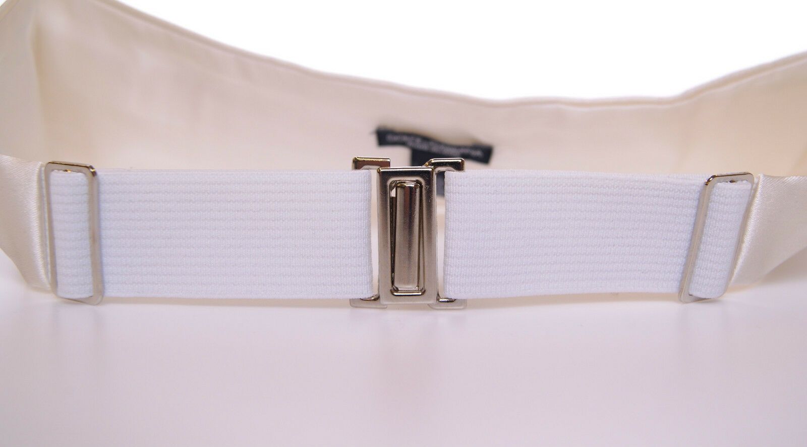 Elegante fascia in seta bianca