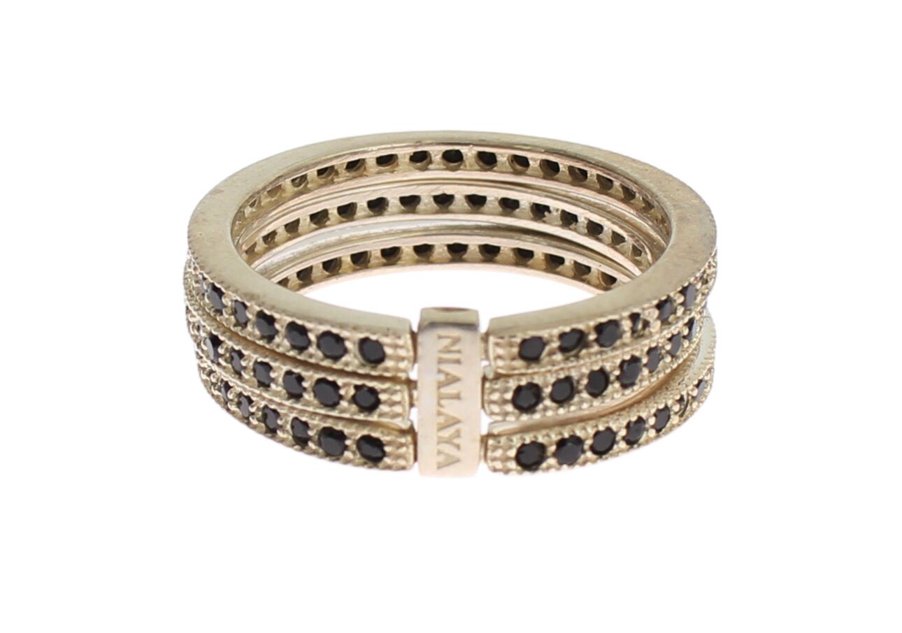 Schicker Ring aus Silber und schwarzem Zirkonia