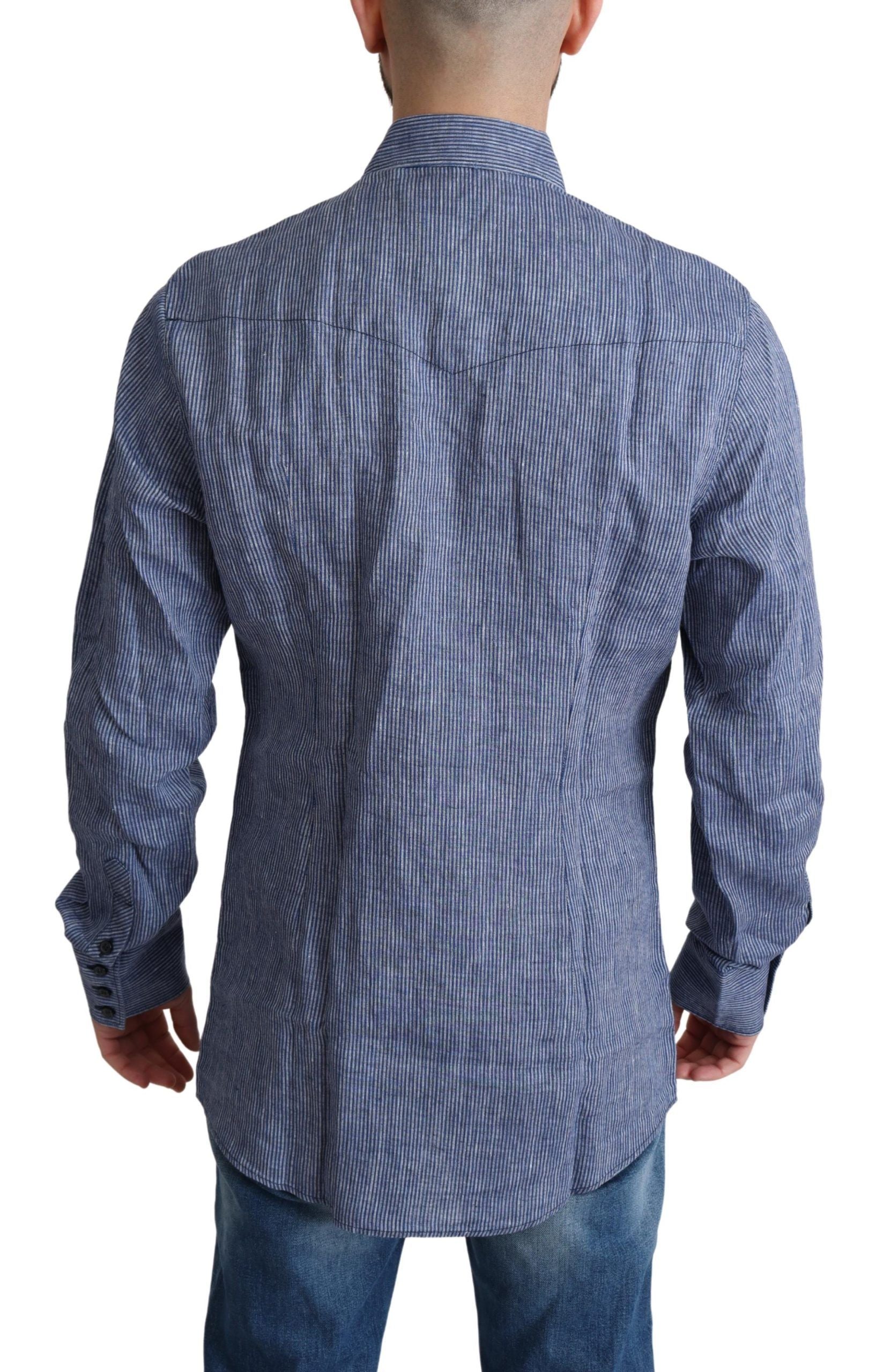 Elegante camicia a righe in lino con bottoni