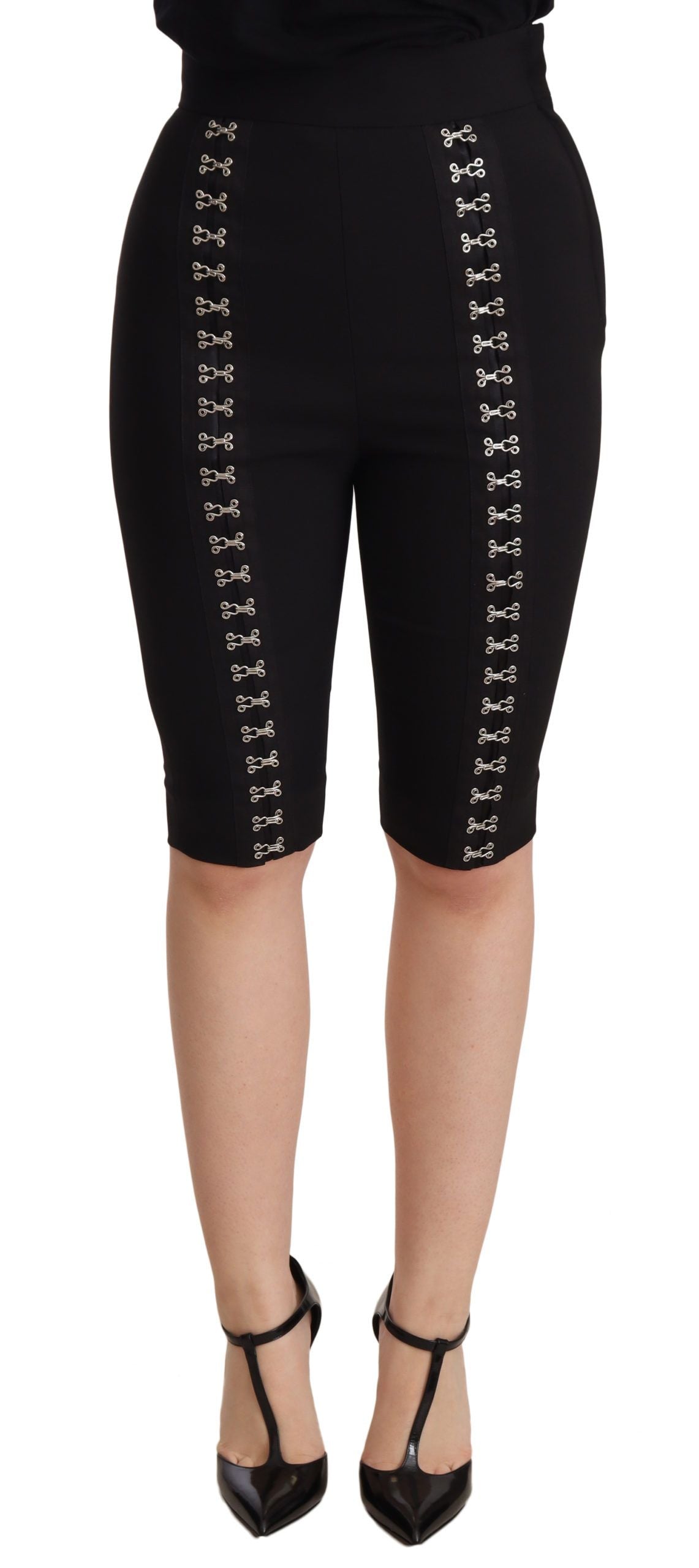 Eleganti pantaloncini neri in lana a vita alta