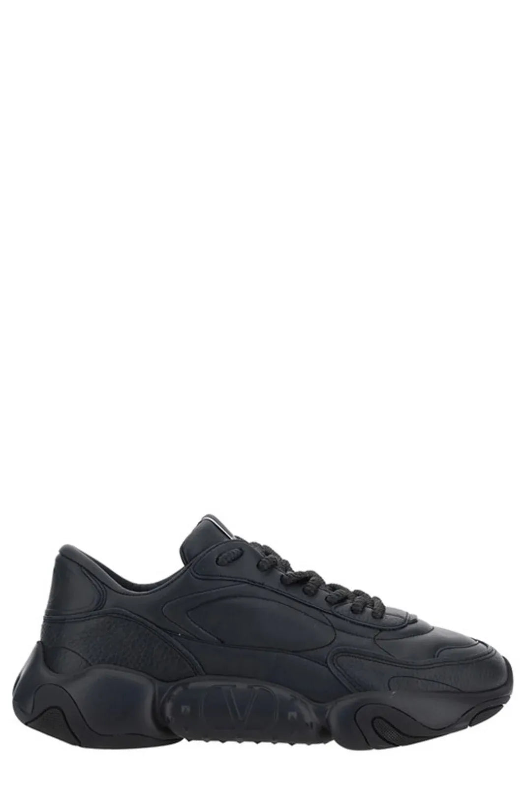 Sneakers basse in pelle con eleganza elevata