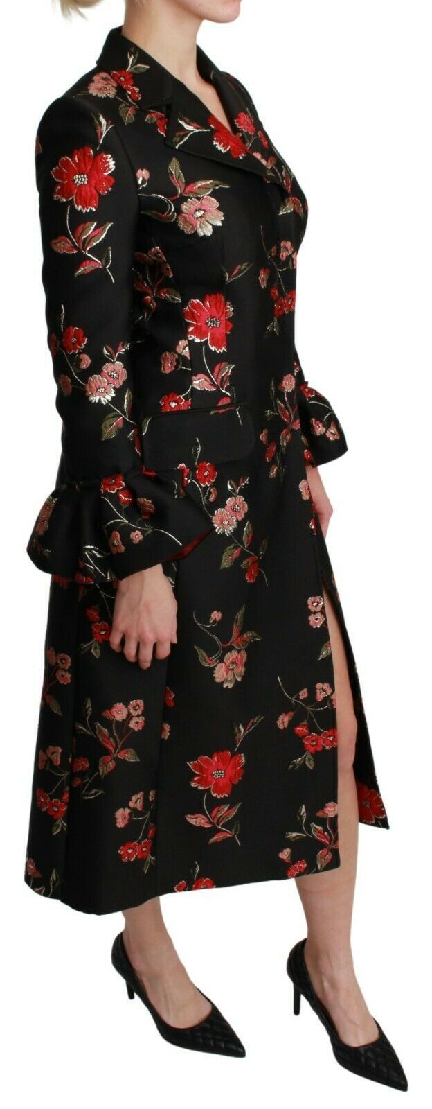 Elegante trench con ricami floreali
