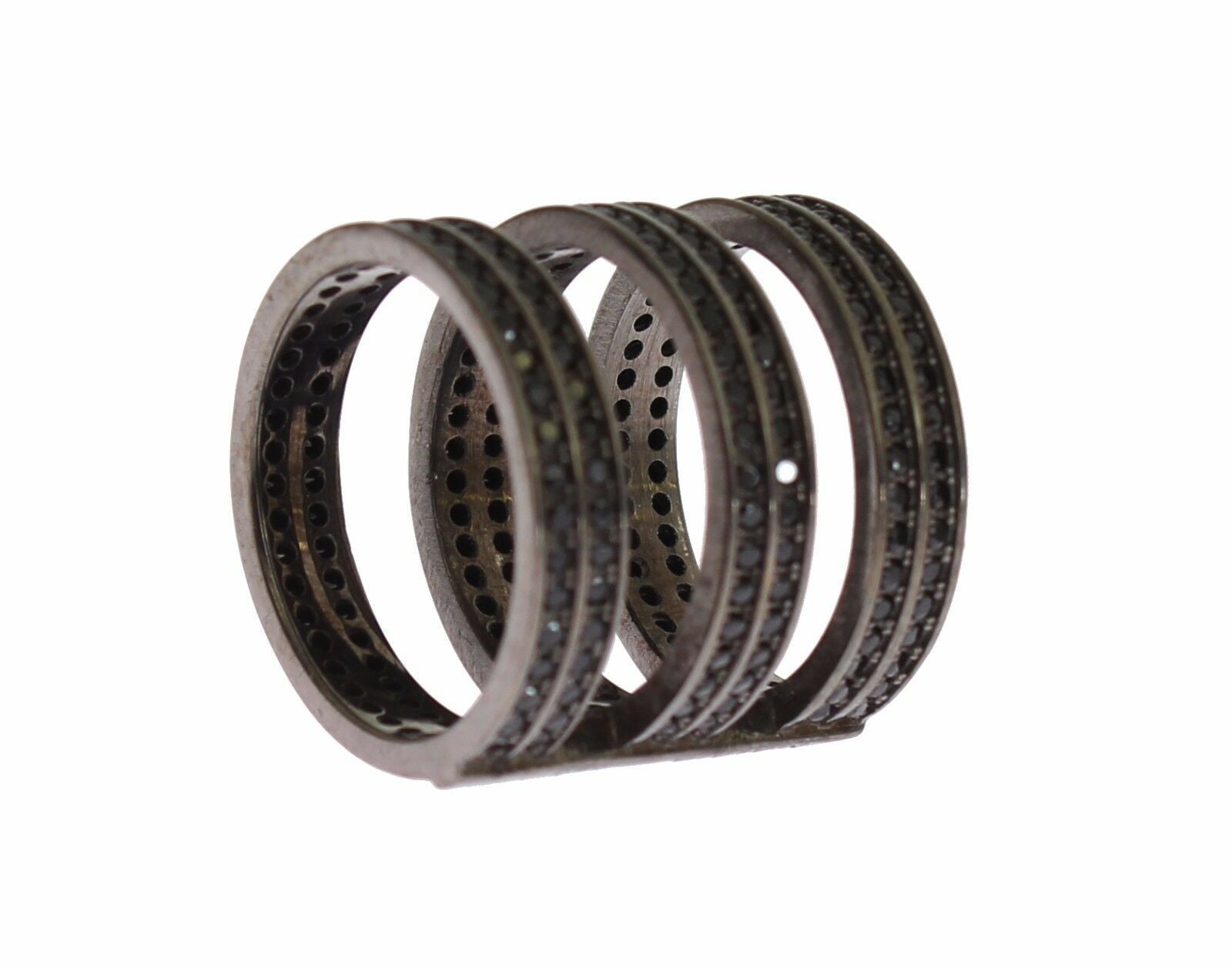 Schicker Sterlingsilberring mit schwarzem Kristall