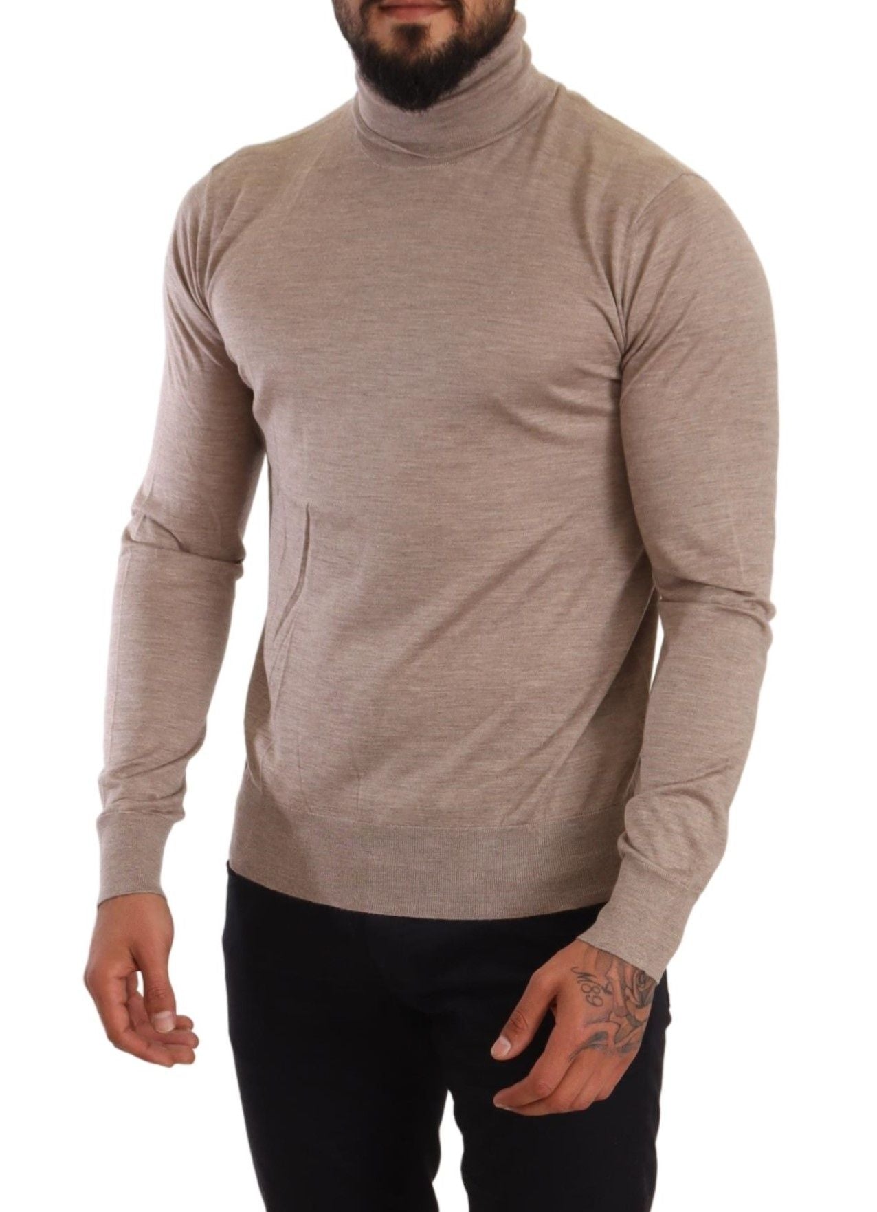 Beigefarbener Rollkragenpullover aus Kaschmir-Seidenmischung