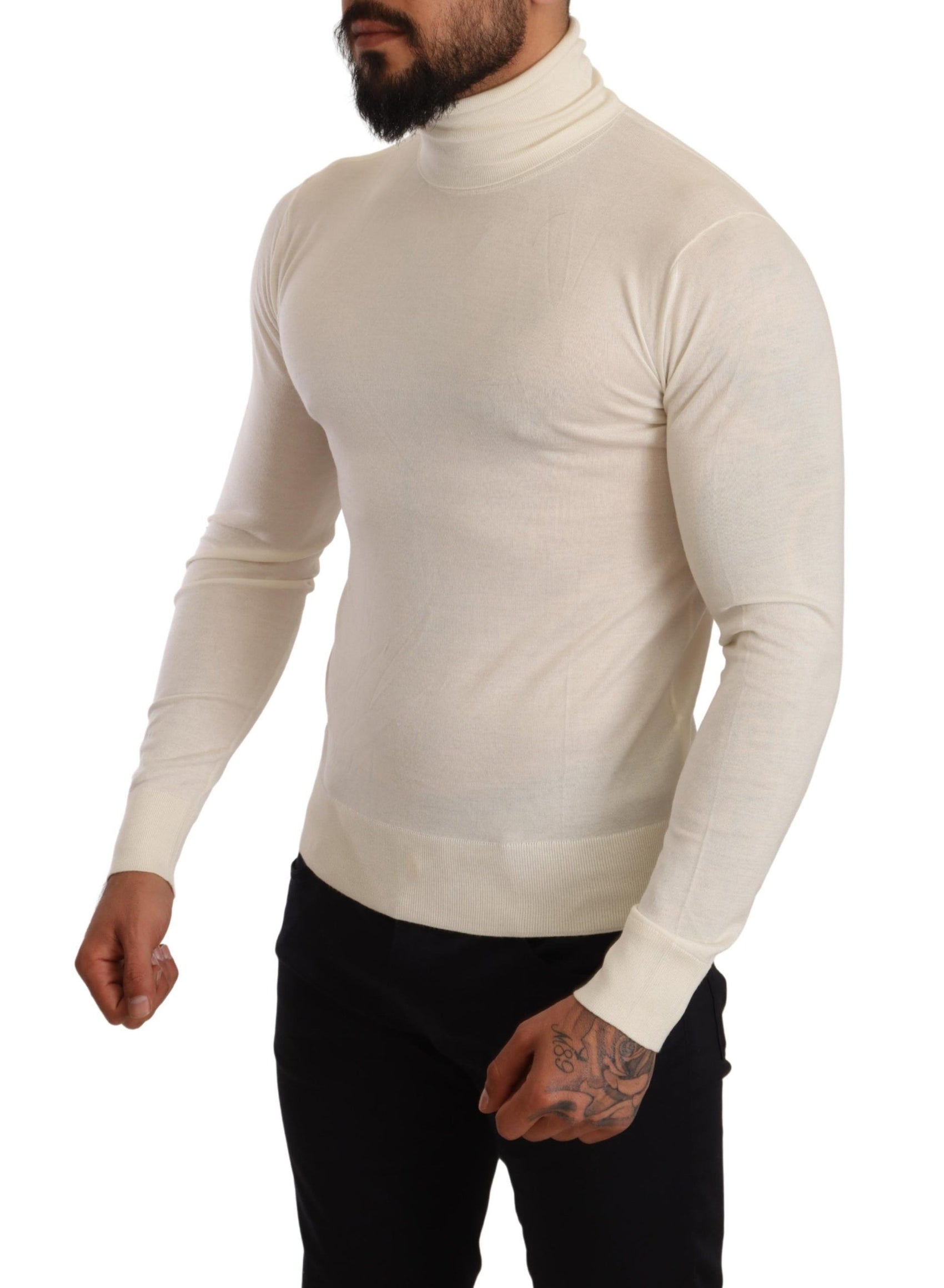 Elfenbeinfarbener Rollkragenpullover aus Kaschmir-Seidenmischung