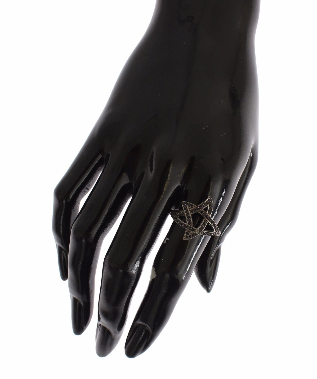 Anello chic in argento rodiato nero con cristalli CZ