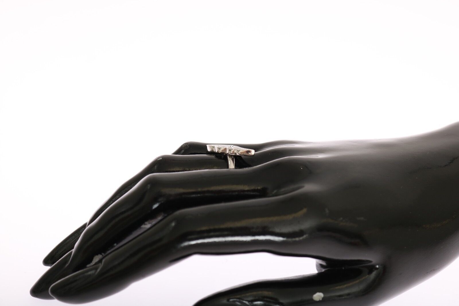 Elegante anello in argento sterling con cristallo CZ