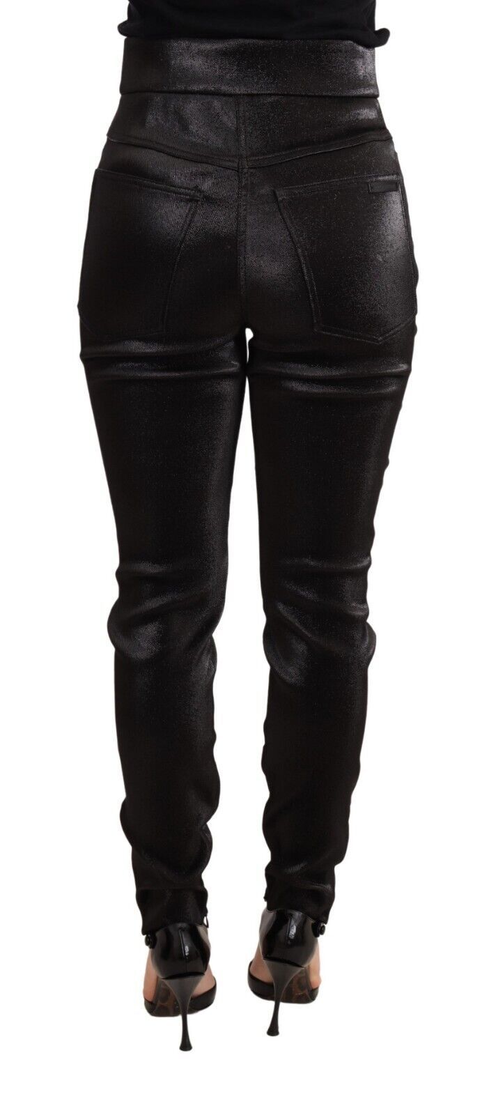 Pantaloni eleganti aderenti luccicanti