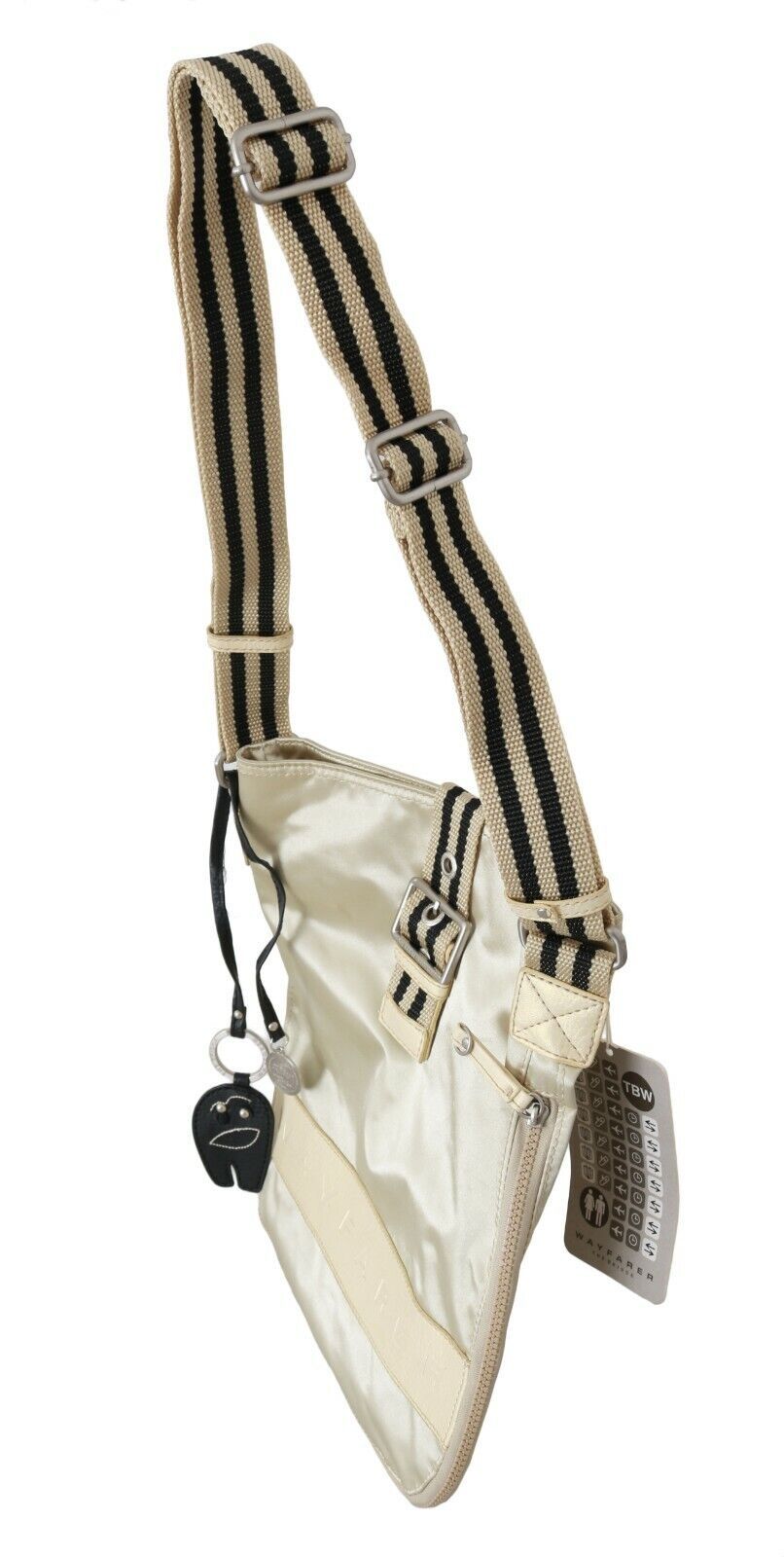 Schicke Handtasche aus beigefarbenem Stoff