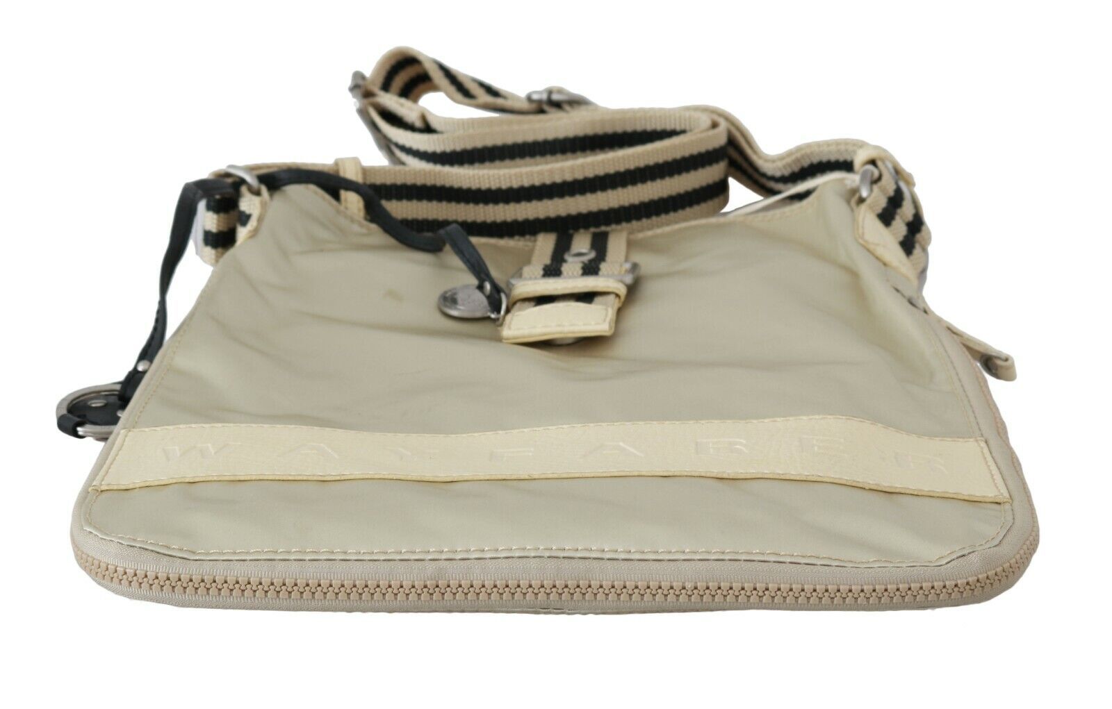 Schicke Handtasche aus beigefarbenem Stoff