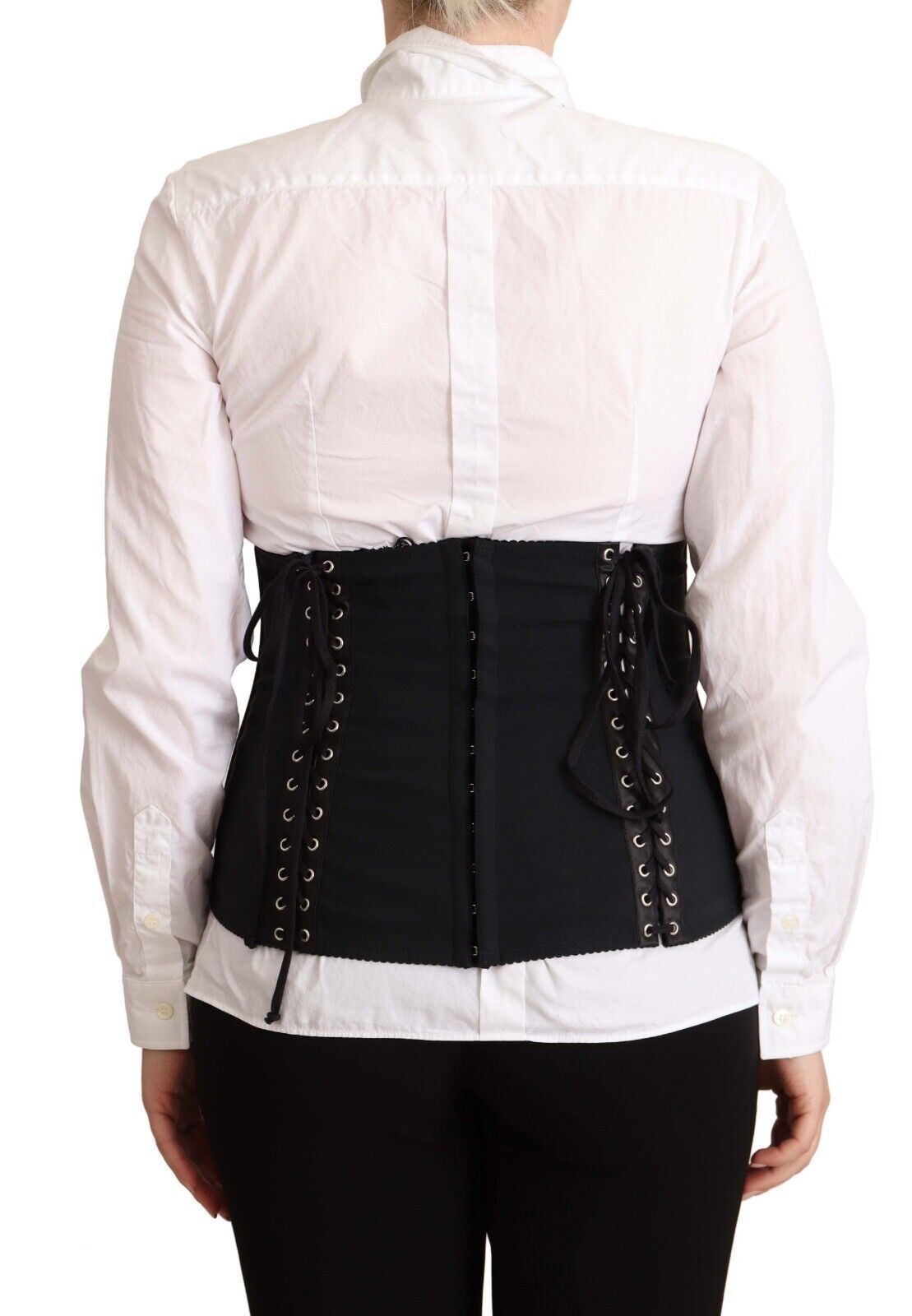 Top con cintura corsetto nero chic