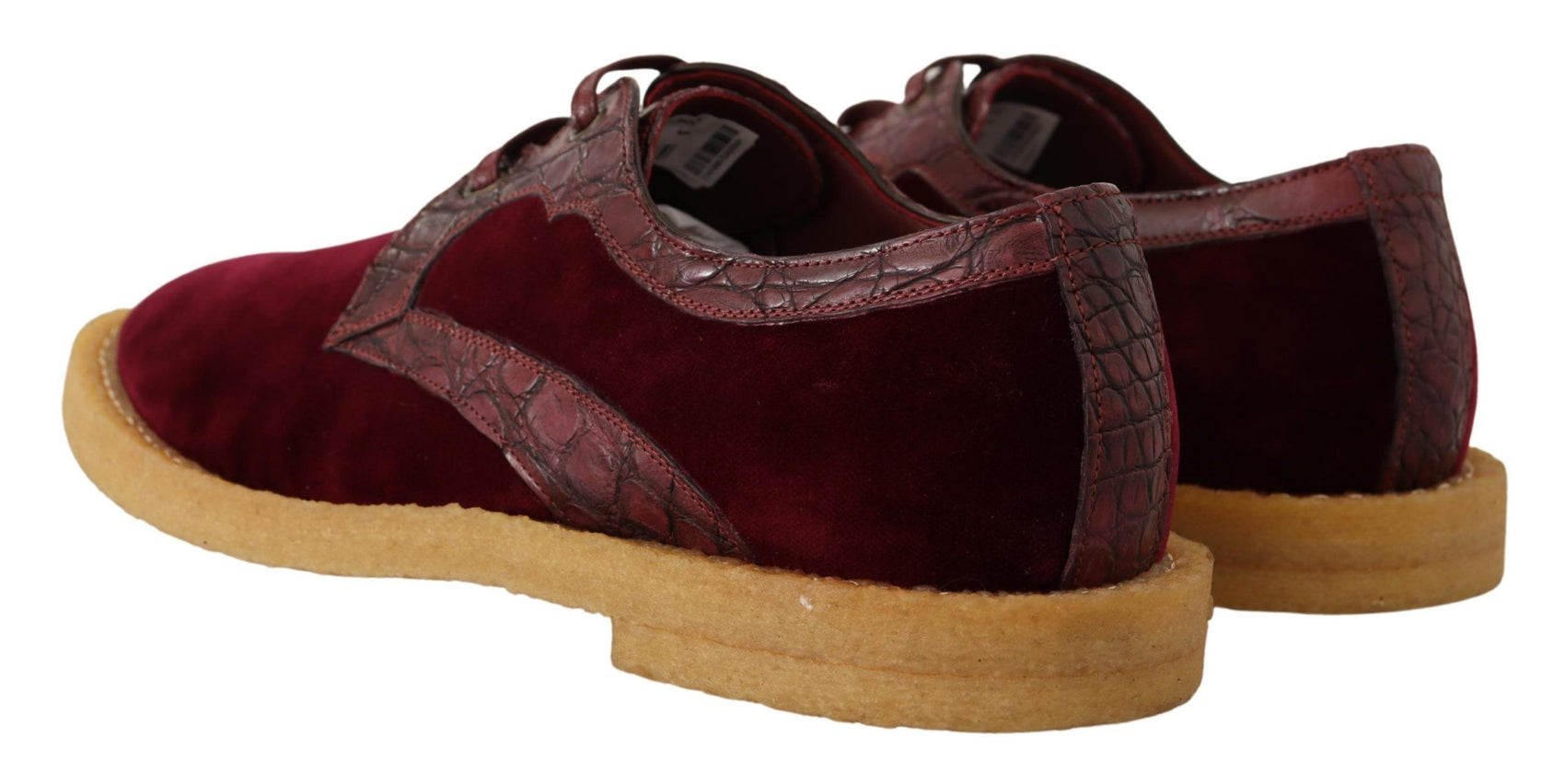 Eleganti scarpe eleganti in velluto e pelle esotica