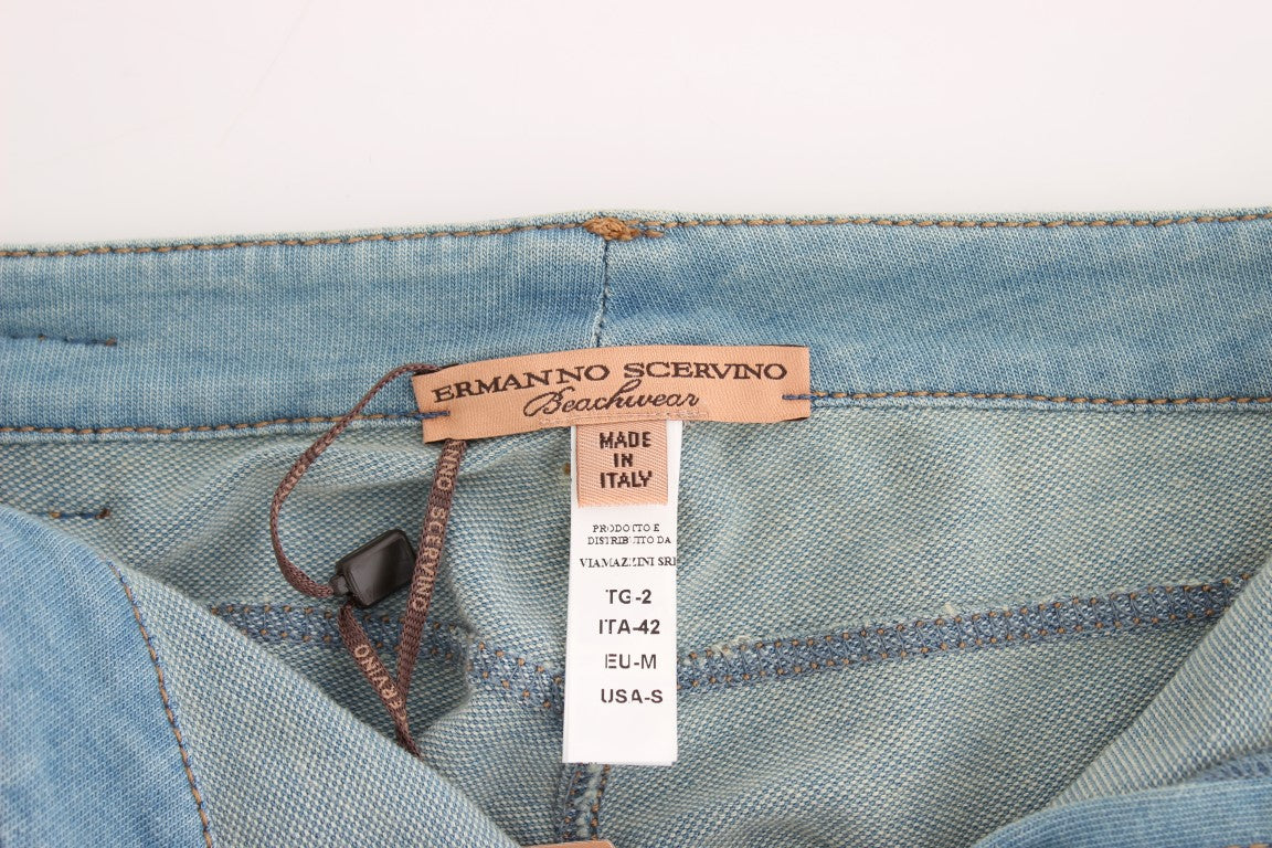 Elegante hellblaue Caprijeans