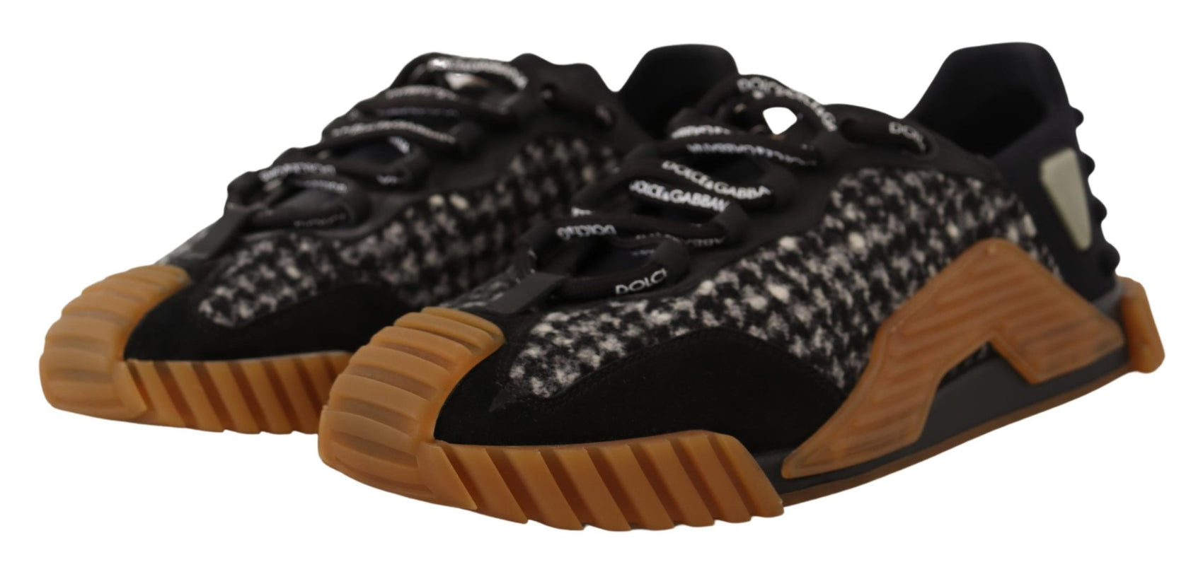 Elegante sneaker NS1 testurizzata Charisma