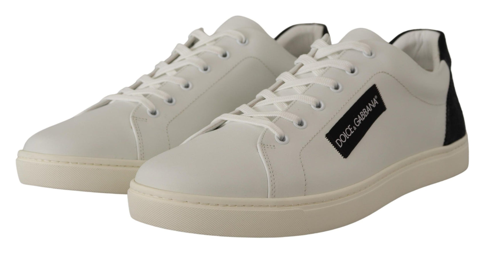 Eleganti sneakers basse in pelle bianca