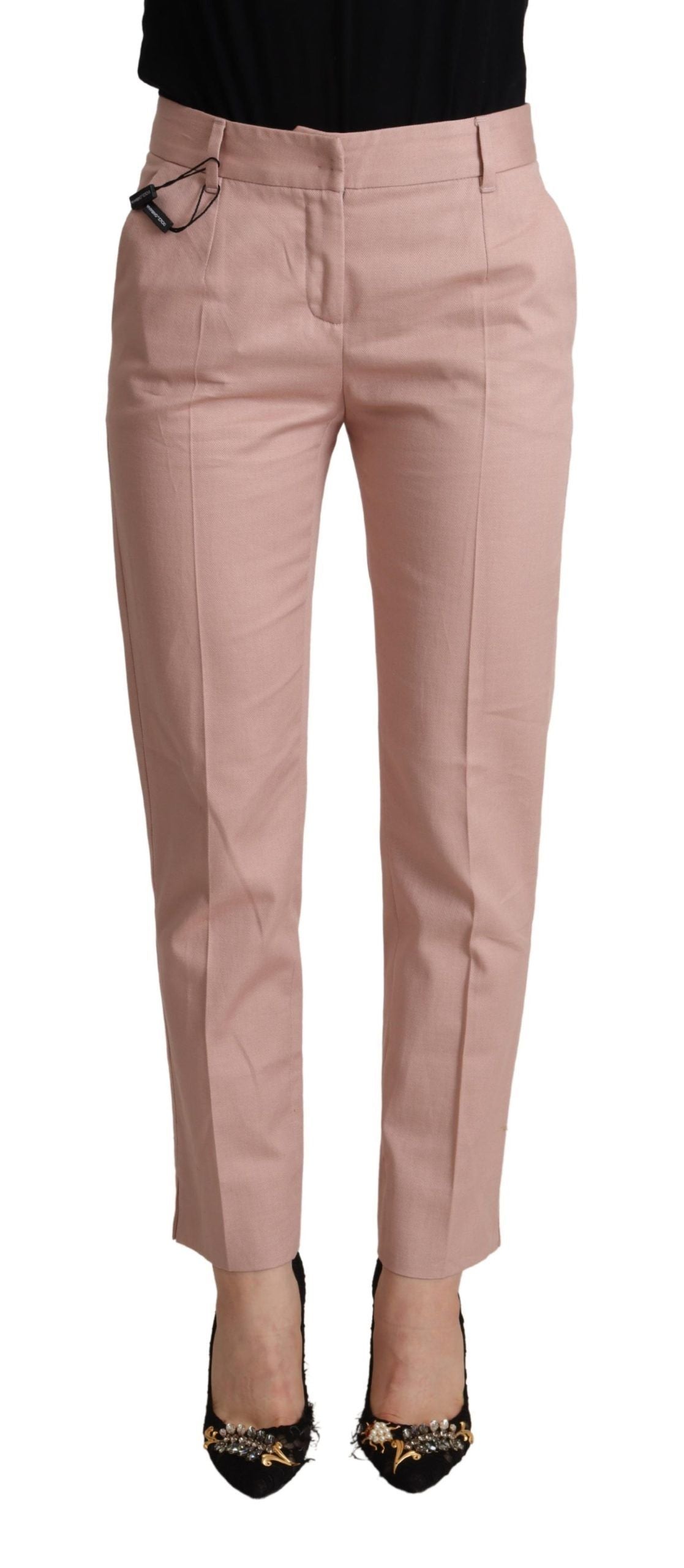 Eleganti pantaloni affusolati rosa per uno stile sofisticato