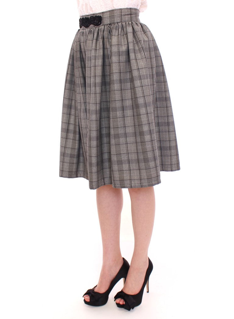 Eleganter grau karierter Shortsrock aus Wolle