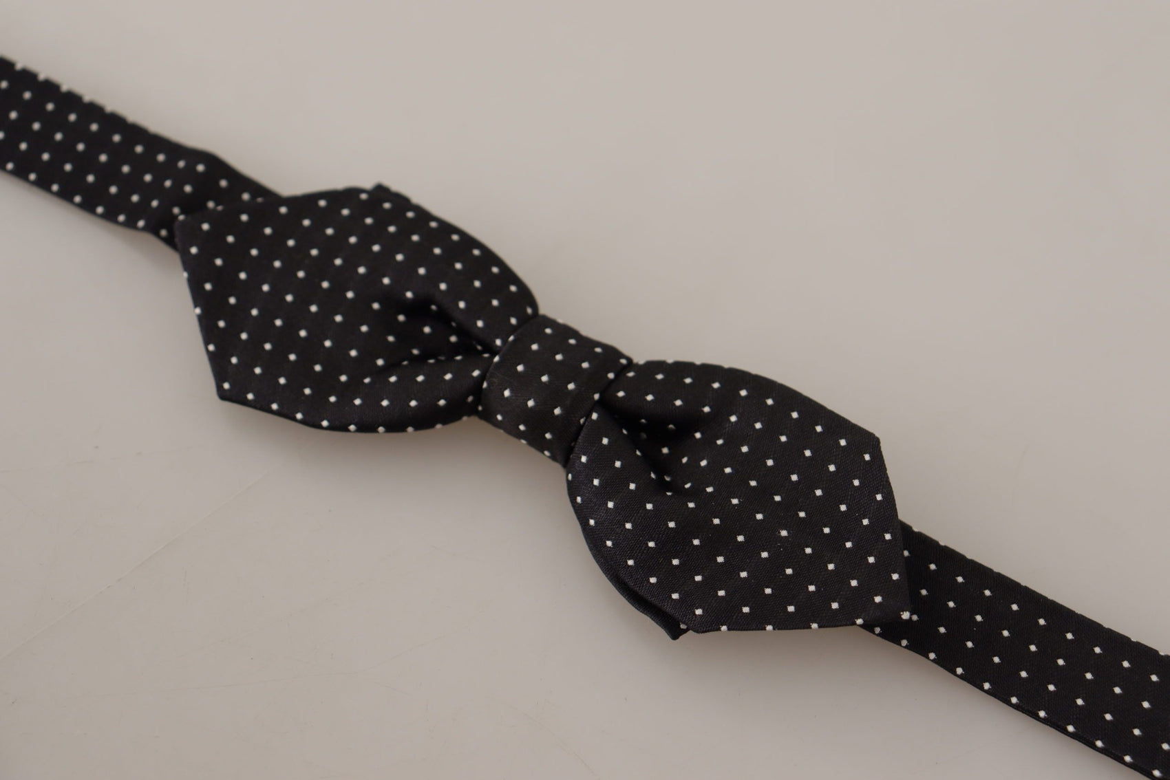 Papillon a pois in seta squisita