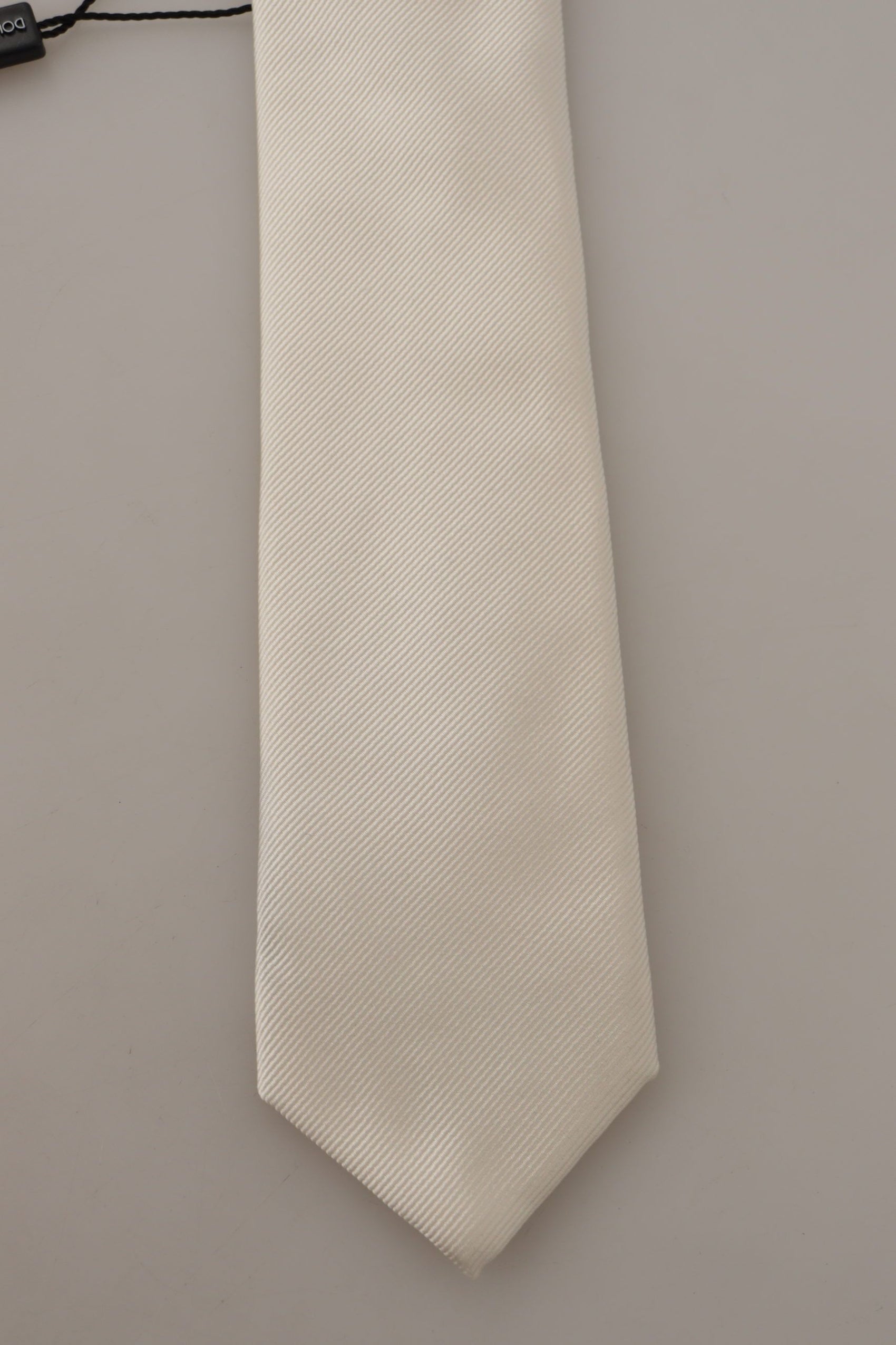 Elegante cravatta da uomo in seta bianca