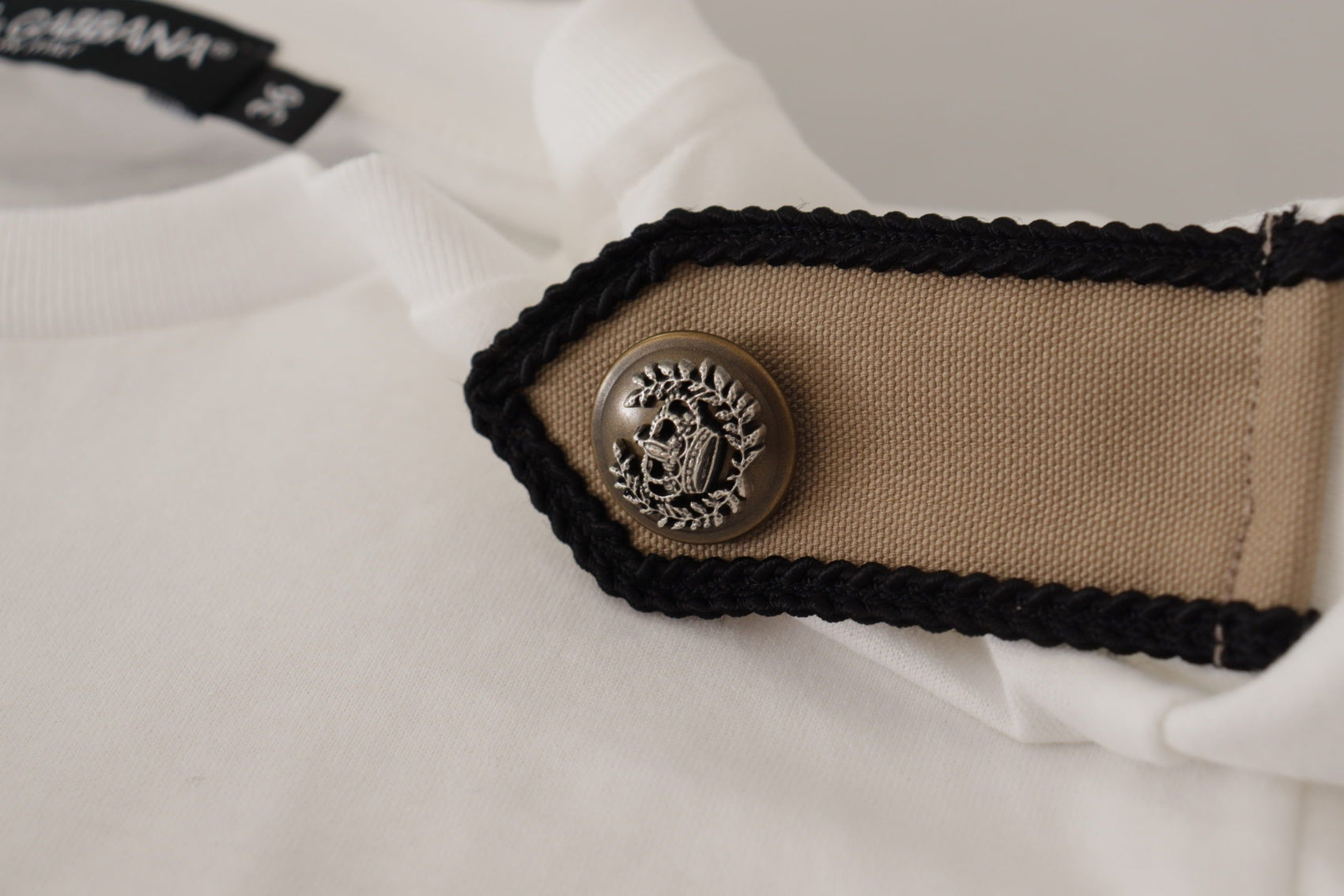 Elegantes Baumwoll-T-Shirt mit Rundhalsausschnitt und Blumenmuster