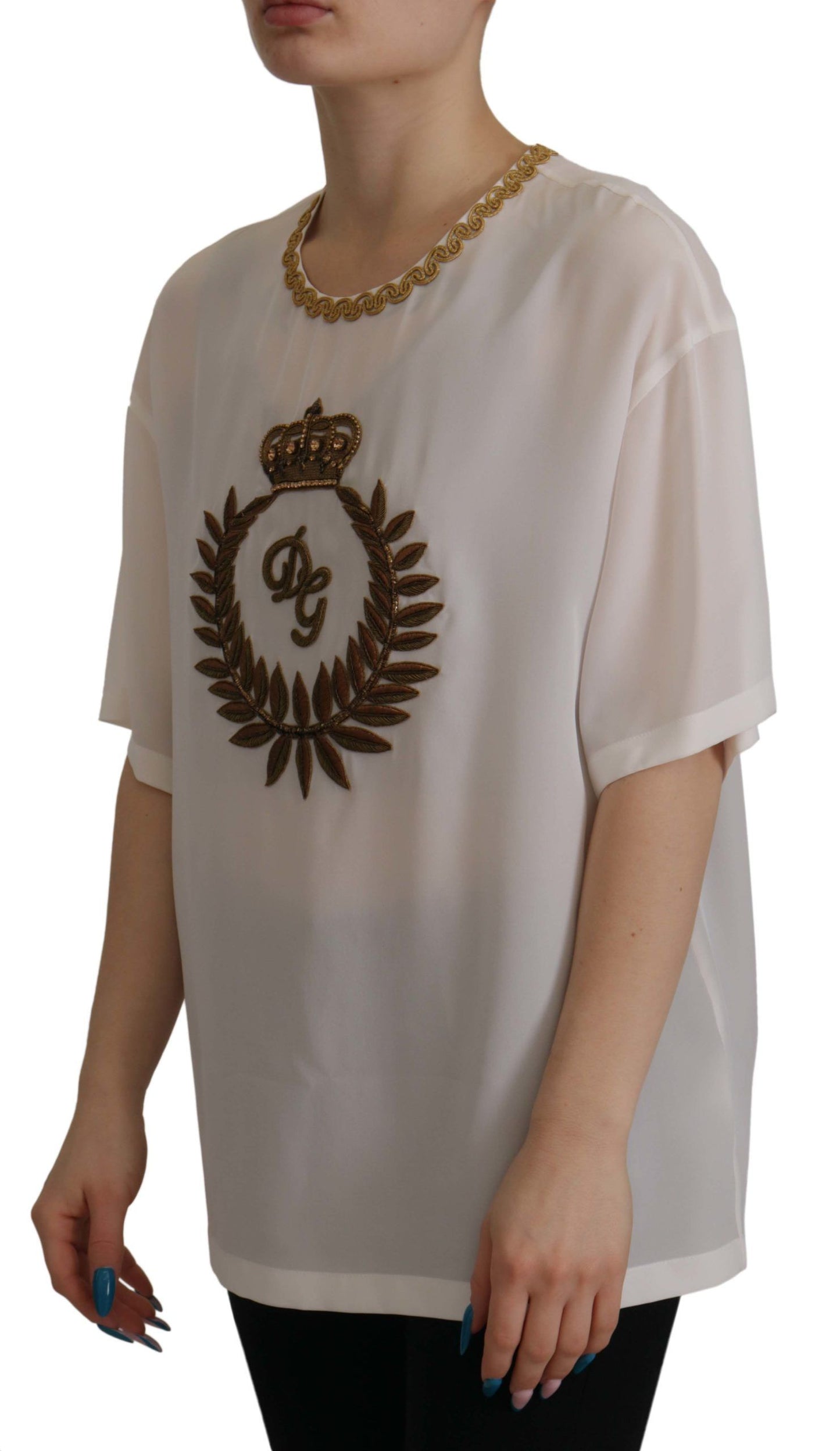 Elegante Seidenbluse mit goldener Kronenstickerei