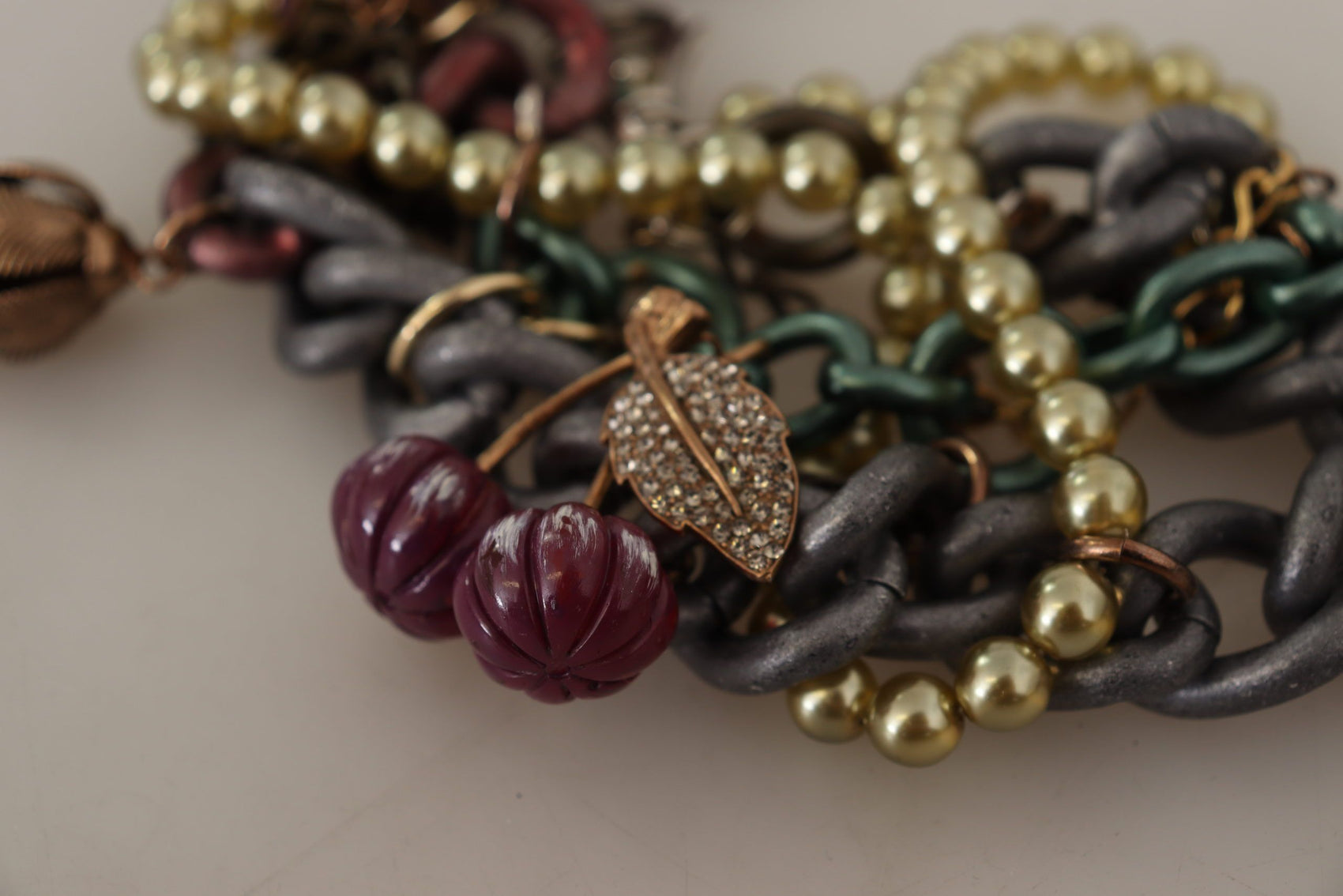 Collana con ciondolo color oro Sicilian Elegance