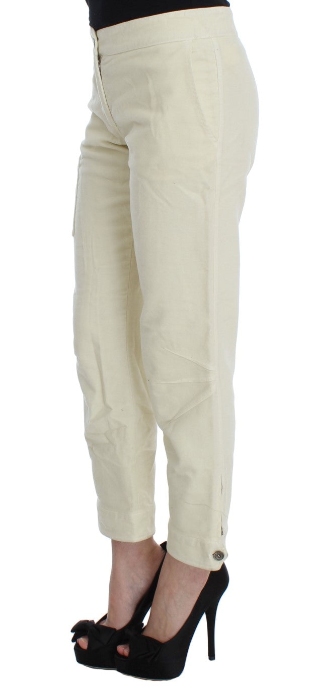 Beige Caprihose mit verkürzter Passform