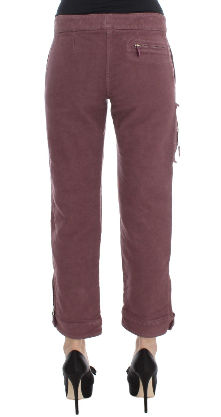 Schicke bordeauxfarbene Capri-Cargohose