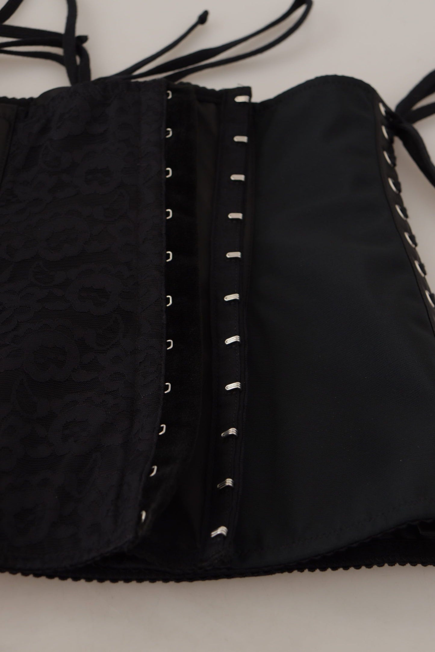 Elegantes schwarzes Korsett-Top mit Taillenträgern