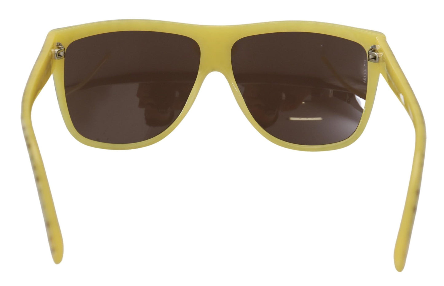 Stellar Chic Eckige Sonnenbrille in Gelb