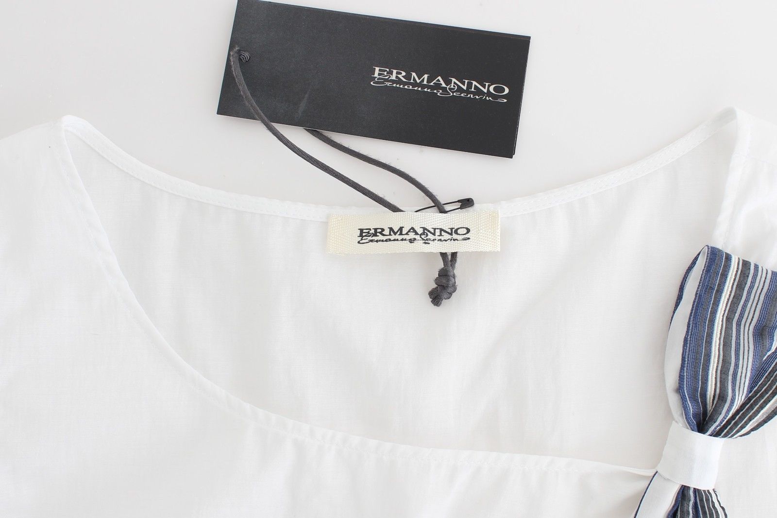 Elegantes Schleifentop aus Baumwollmischung