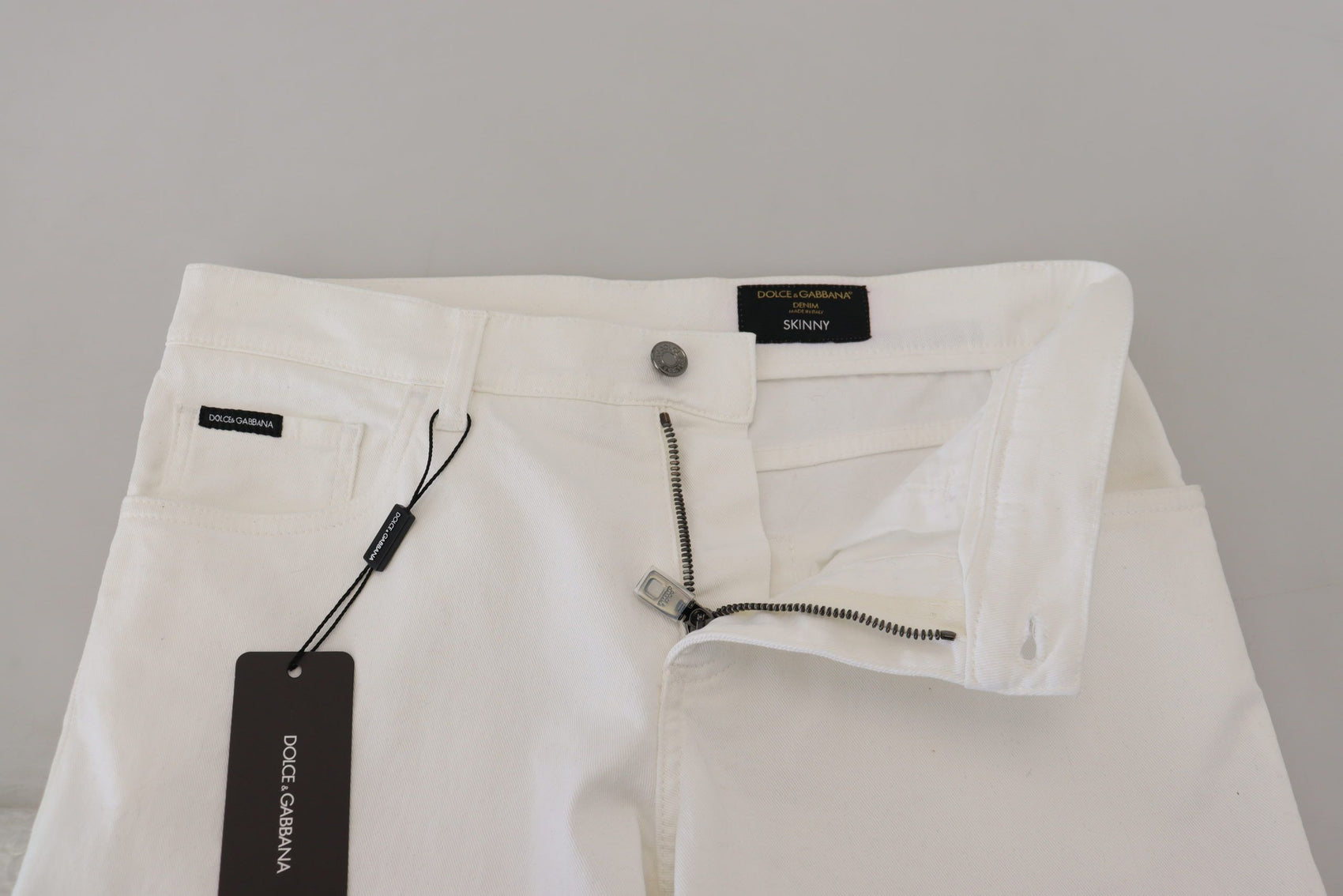 Elegante Slim Fit Röhrenjeans in Weiß