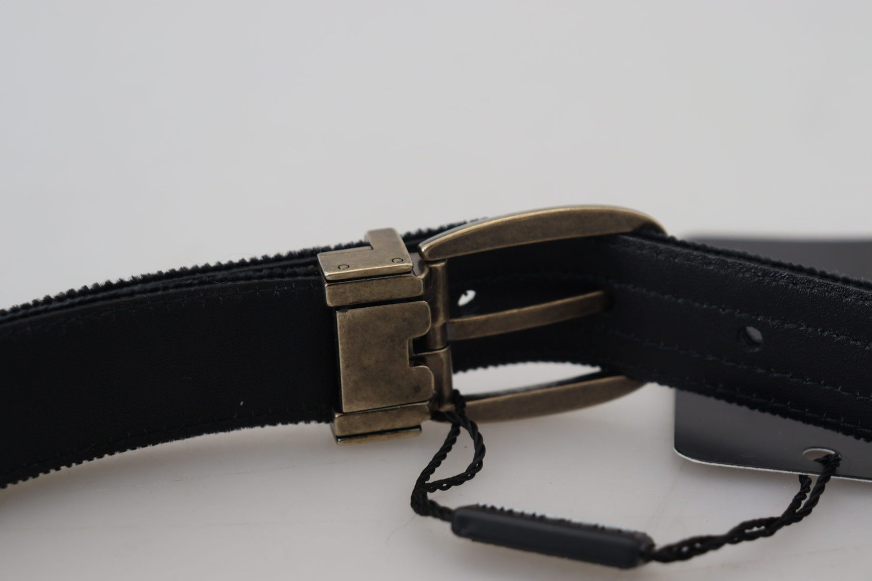 Cintura elegante in pelle nera
