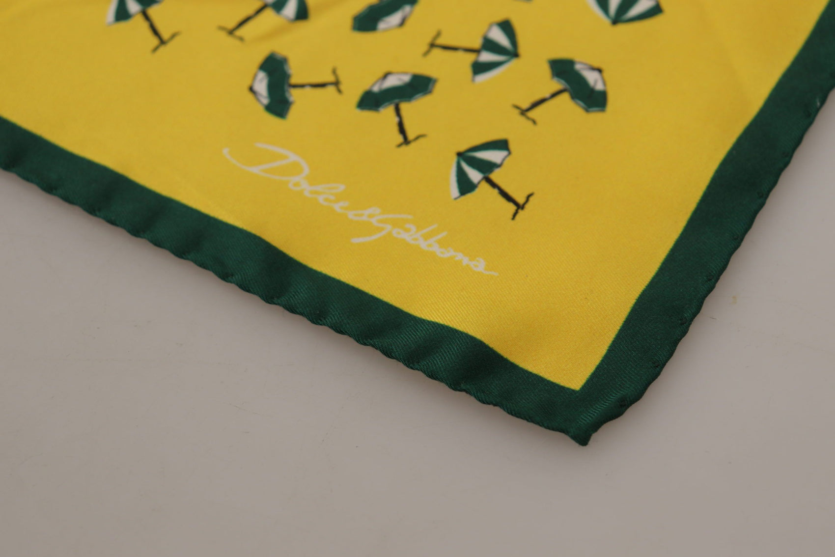 Elegante sciarpa quadrata da uomo in seta